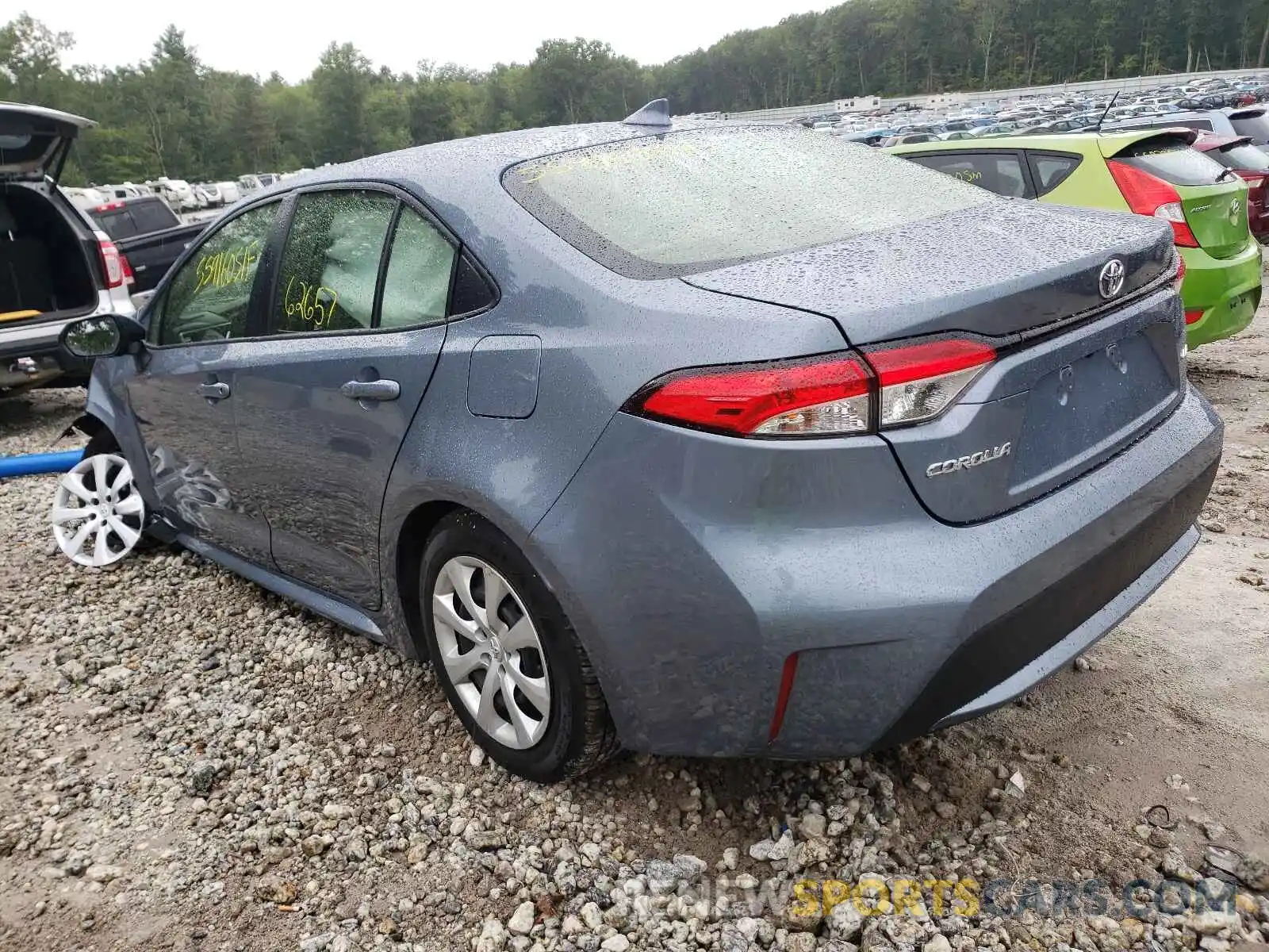 3 Photograph of a damaged car JTDEPRAE2LJ073224 TOYOTA COROLLA 2020