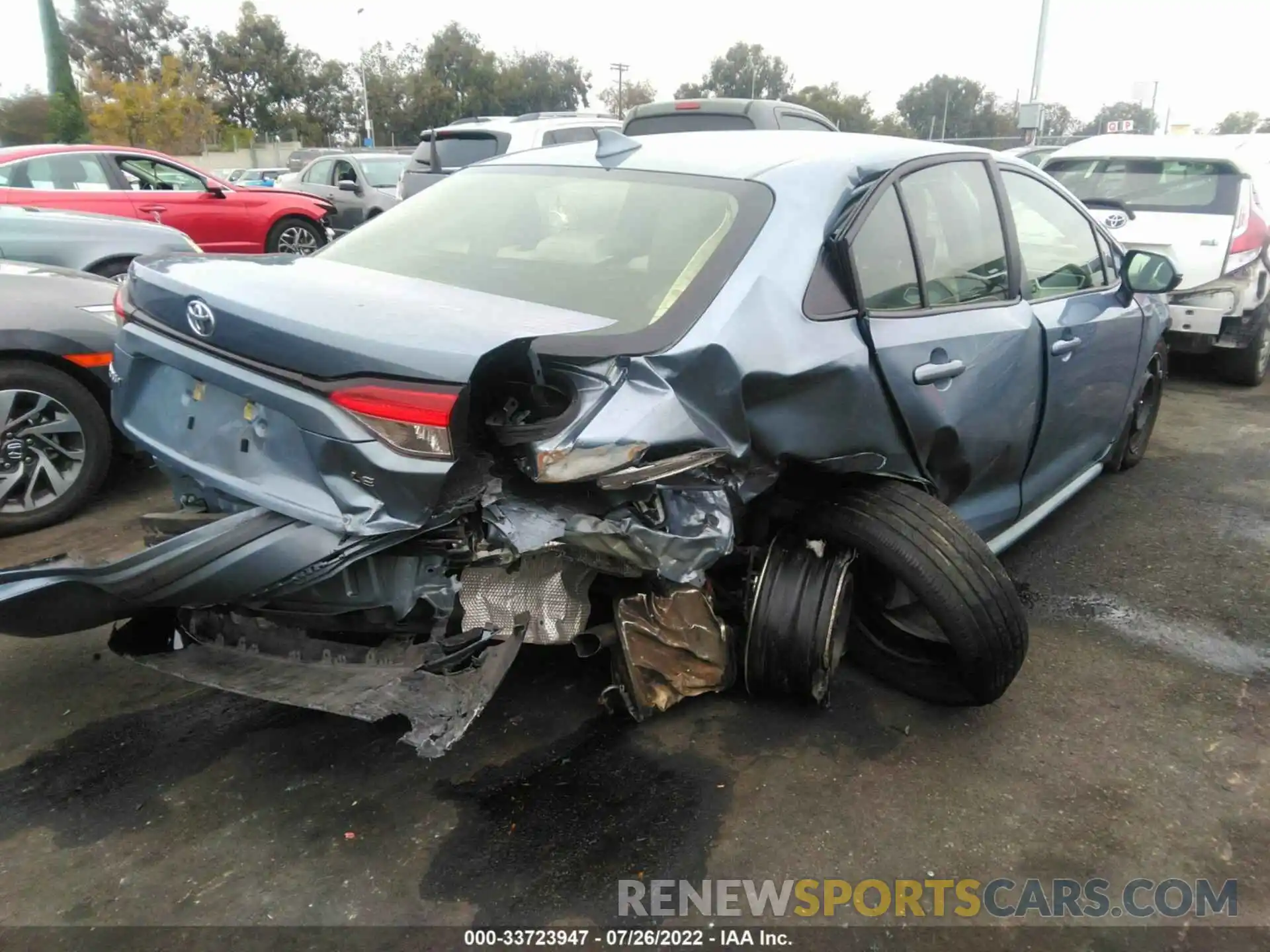 4 Photograph of a damaged car JTDEPRAE2LJ081002 TOYOTA COROLLA 2020