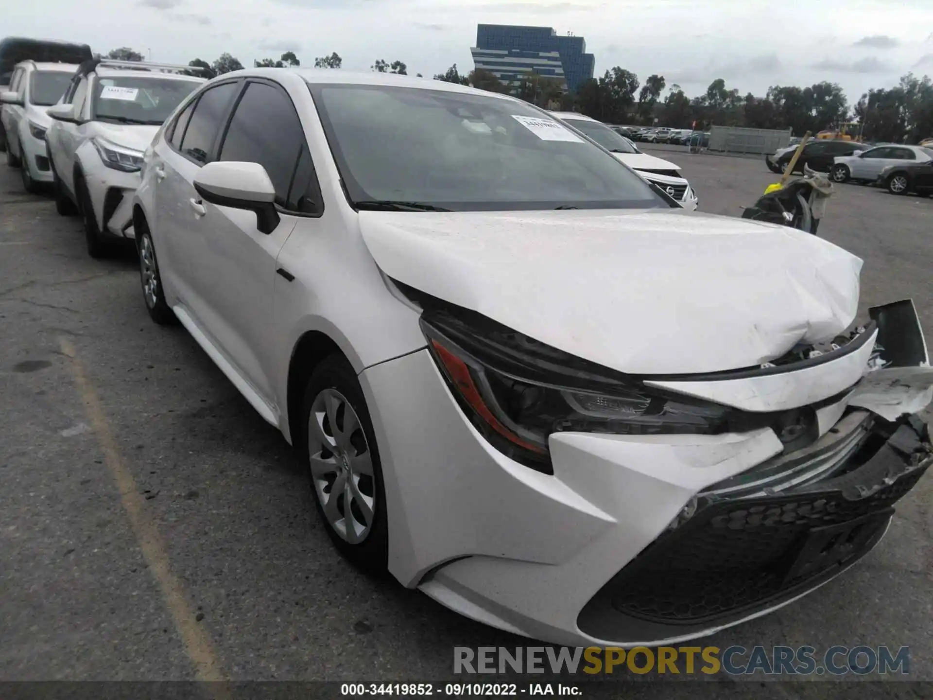 1 Photograph of a damaged car JTDEPRAE2LJ082246 TOYOTA COROLLA 2020