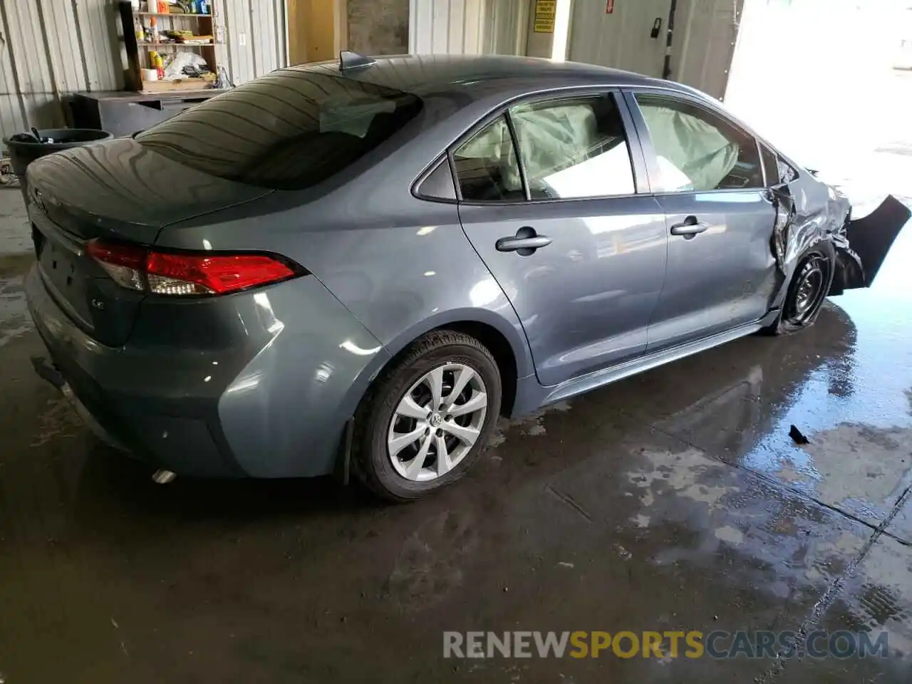 4 Photograph of a damaged car JTDEPRAE2LJ082375 TOYOTA COROLLA 2020