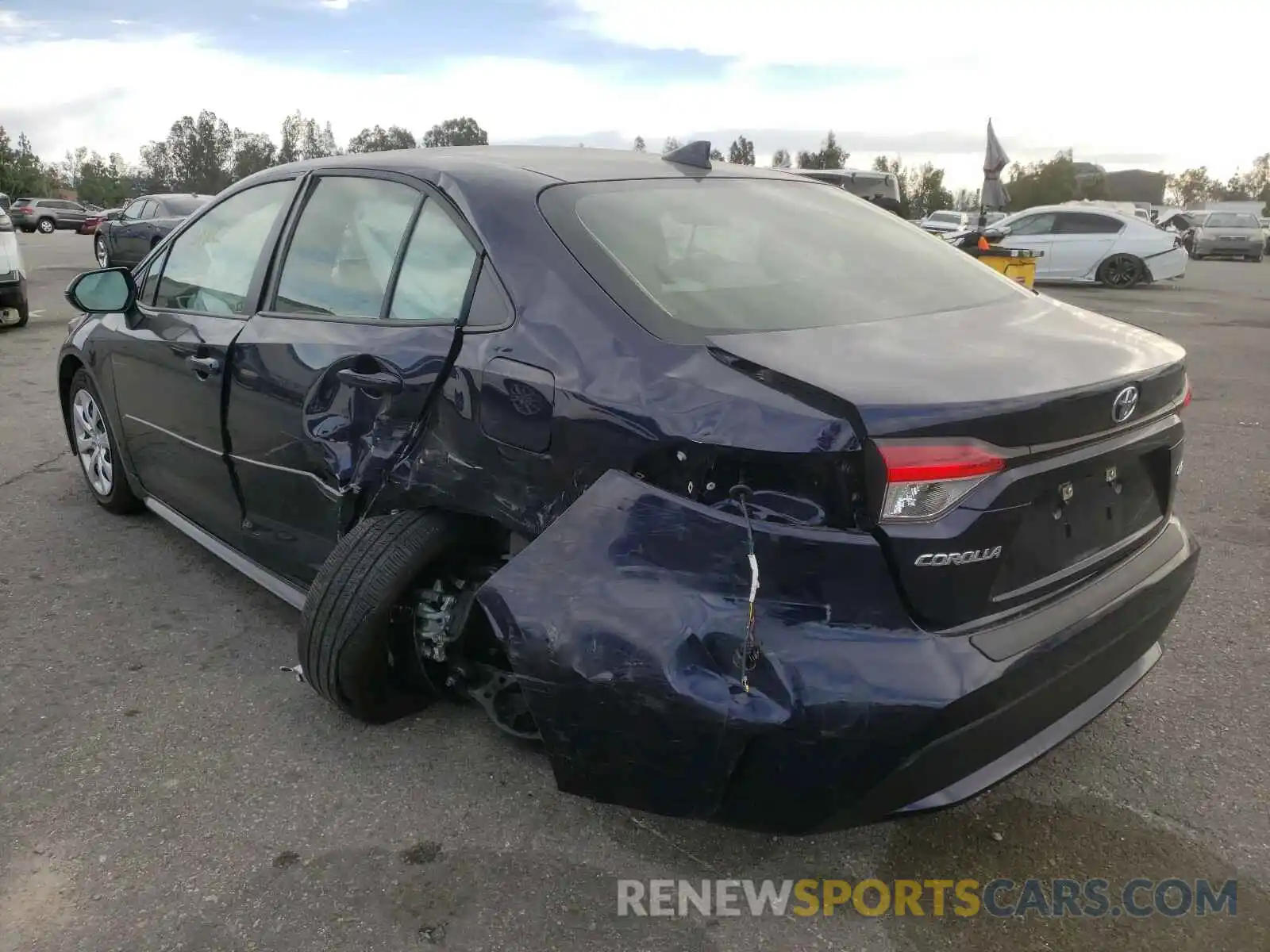 3 Photograph of a damaged car JTDEPRAE2LJ082540 TOYOTA COROLLA 2020