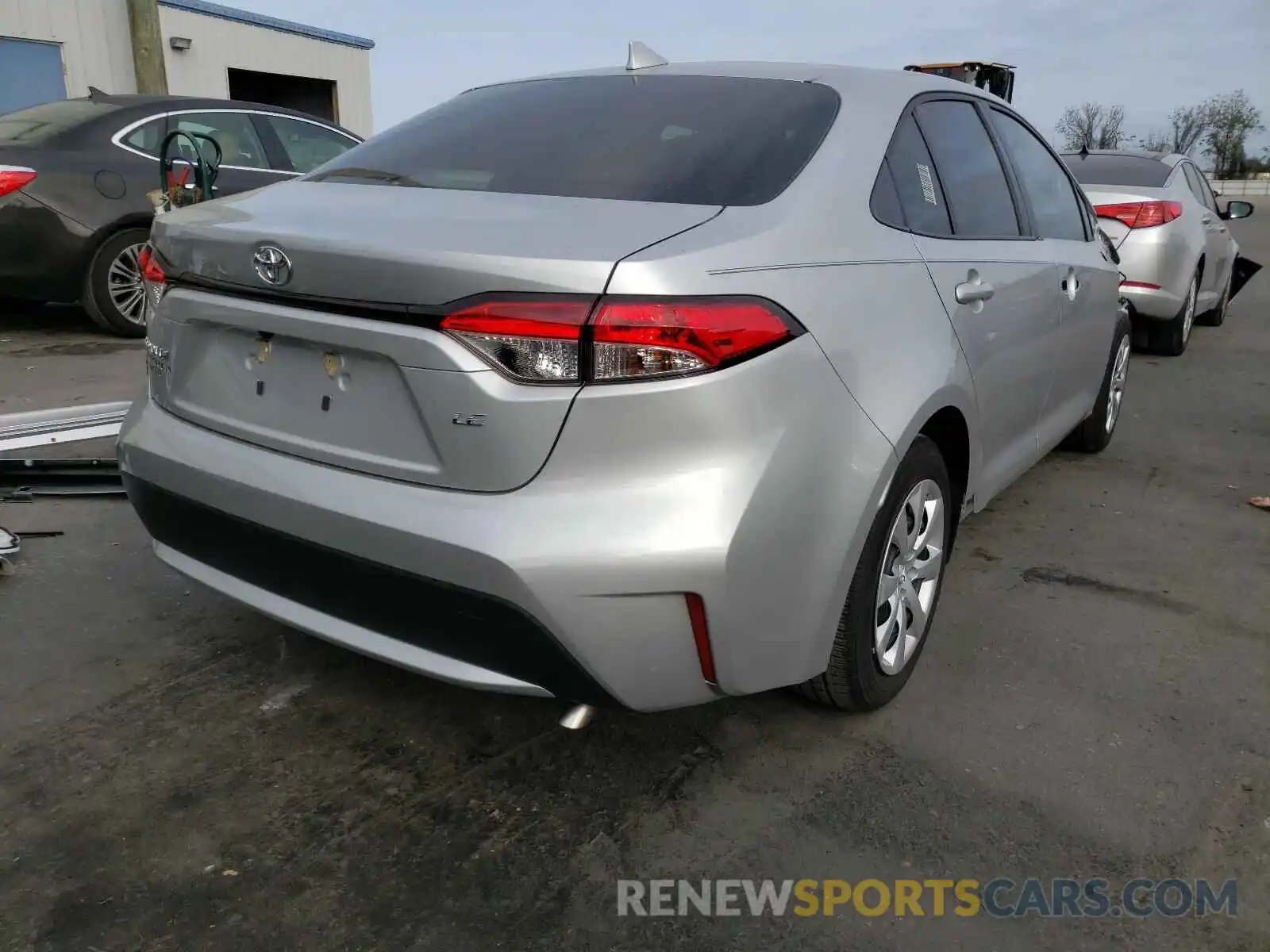 4 Photograph of a damaged car JTDEPRAE2LJ082893 TOYOTA COROLLA 2020