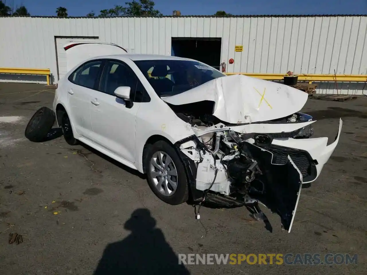 1 Photograph of a damaged car JTDEPRAE2LJ083400 TOYOTA COROLLA 2020