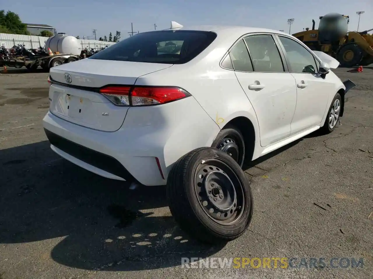 4 Photograph of a damaged car JTDEPRAE2LJ083400 TOYOTA COROLLA 2020