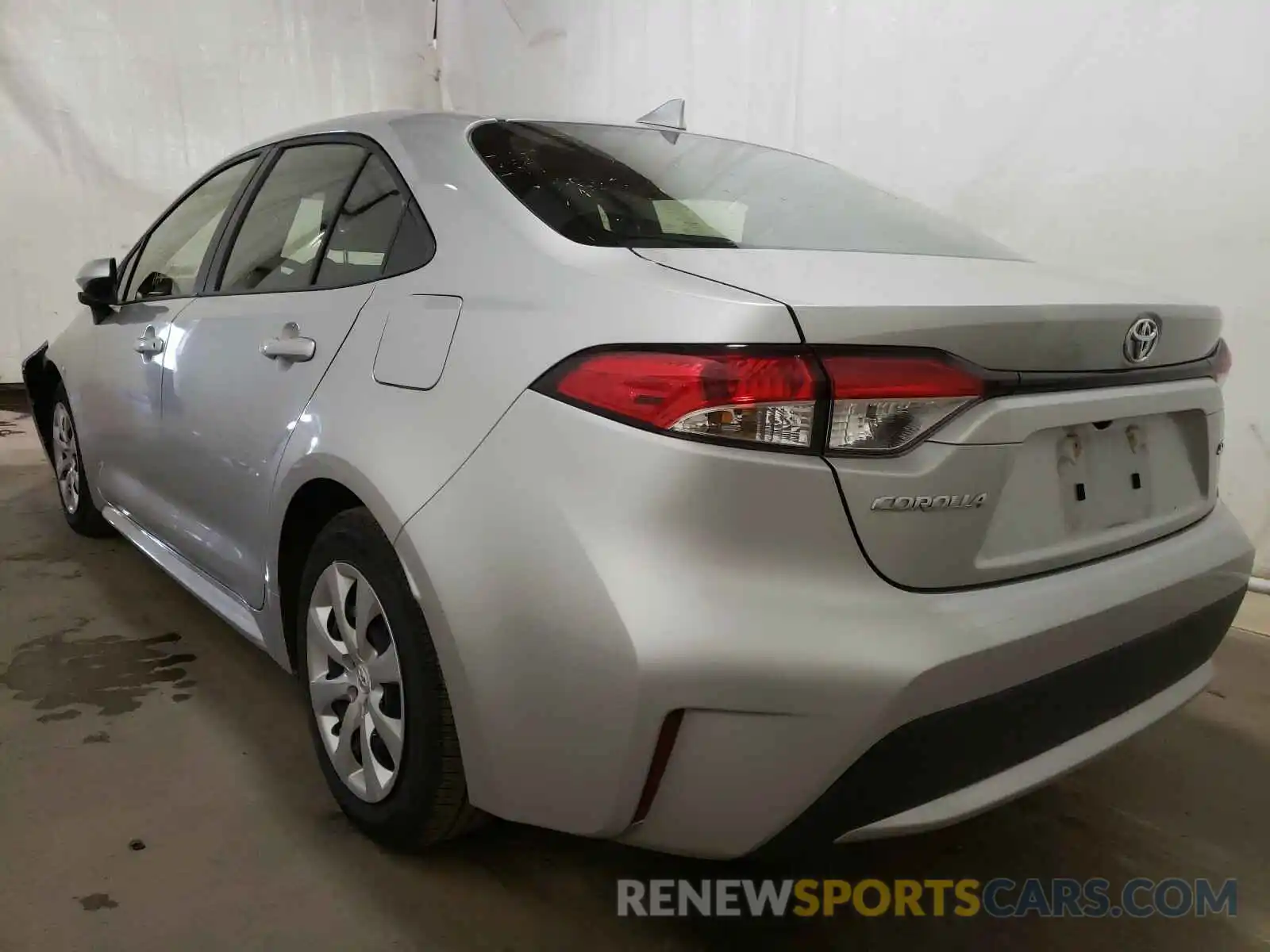 3 Photograph of a damaged car JTDEPRAE2LJ085518 TOYOTA COROLLA 2020