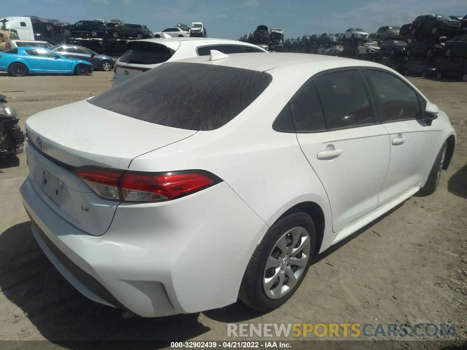 4 Photograph of a damaged car JTDEPRAE2LJ086555 TOYOTA COROLLA 2020