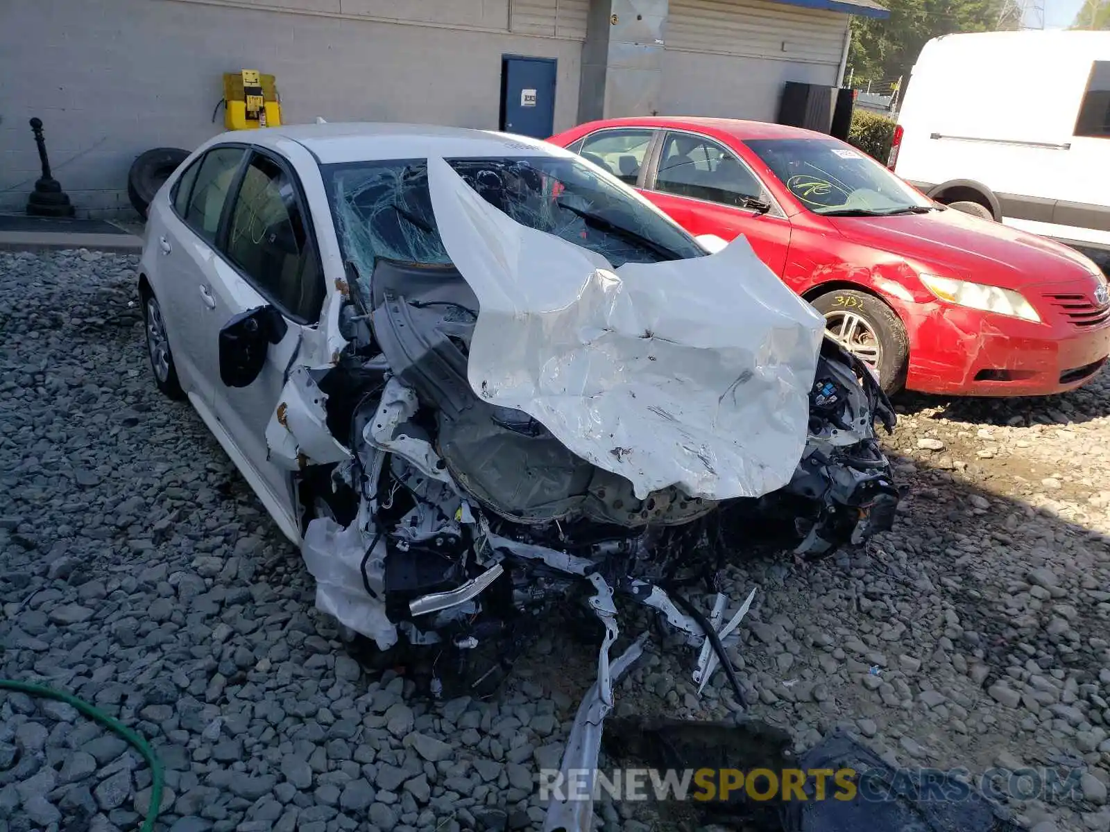 1 Photograph of a damaged car JTDEPRAE2LJ090038 TOYOTA COROLLA 2020