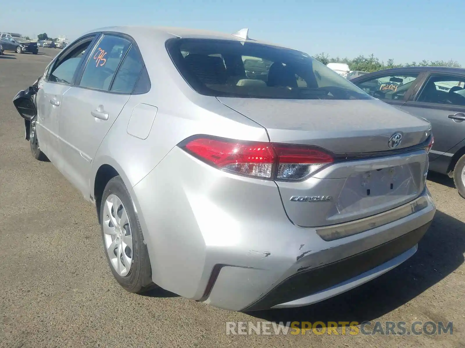 3 Photograph of a damaged car JTDEPRAE2LJ091402 TOYOTA COROLLA 2020