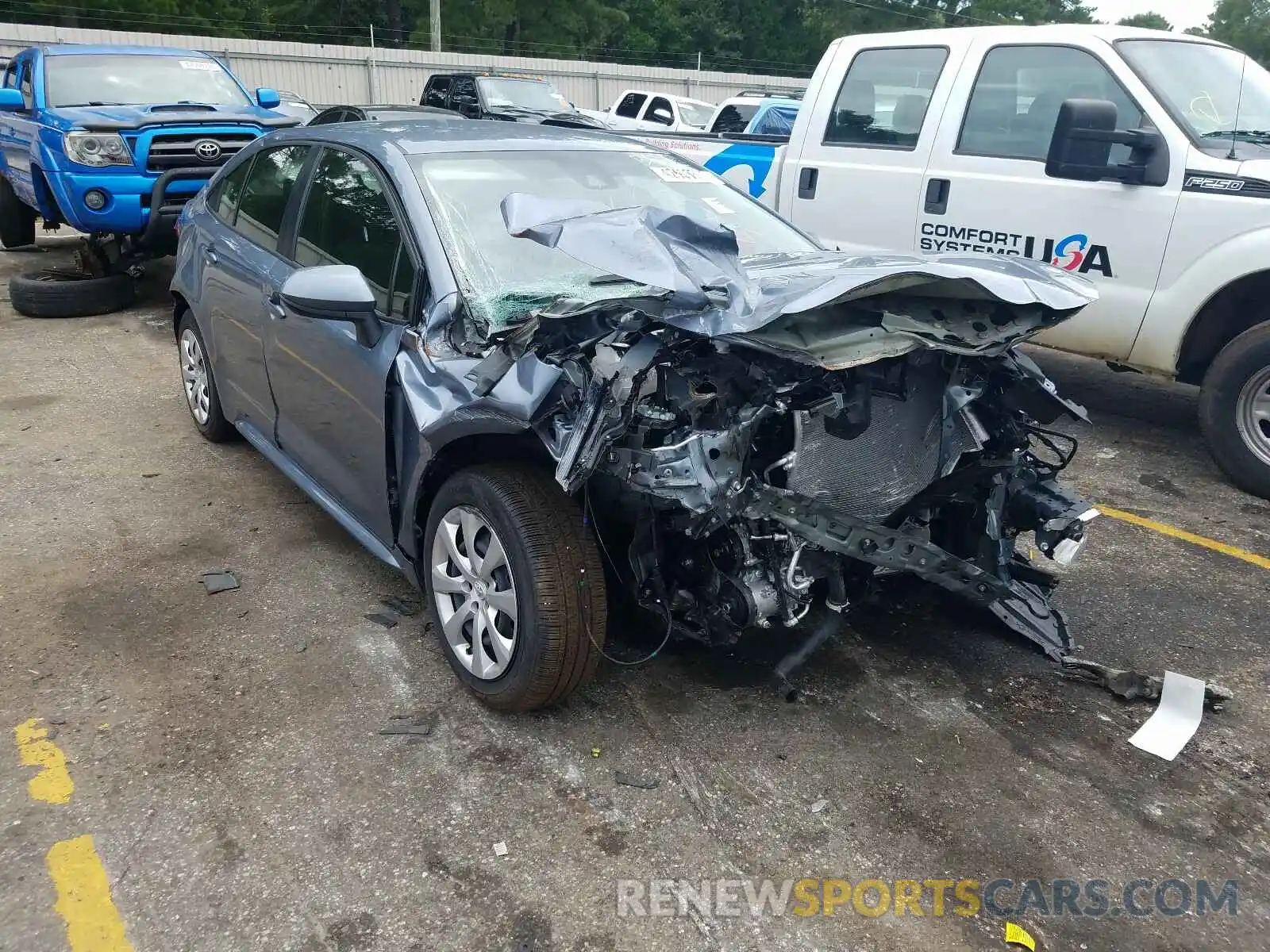 1 Photograph of a damaged car JTDEPRAE2LJ094820 TOYOTA COROLLA 2020