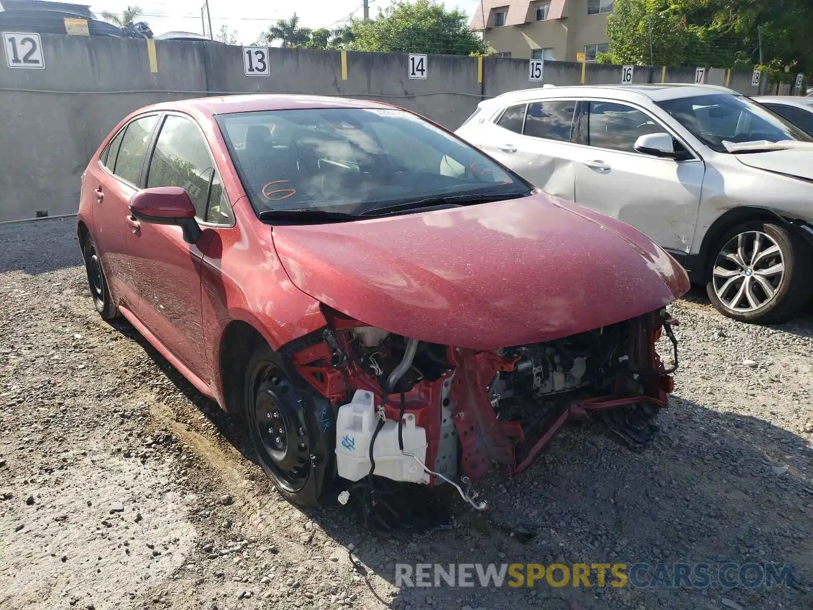 1 Photograph of a damaged car JTDEPRAE2LJ095059 TOYOTA COROLLA 2020