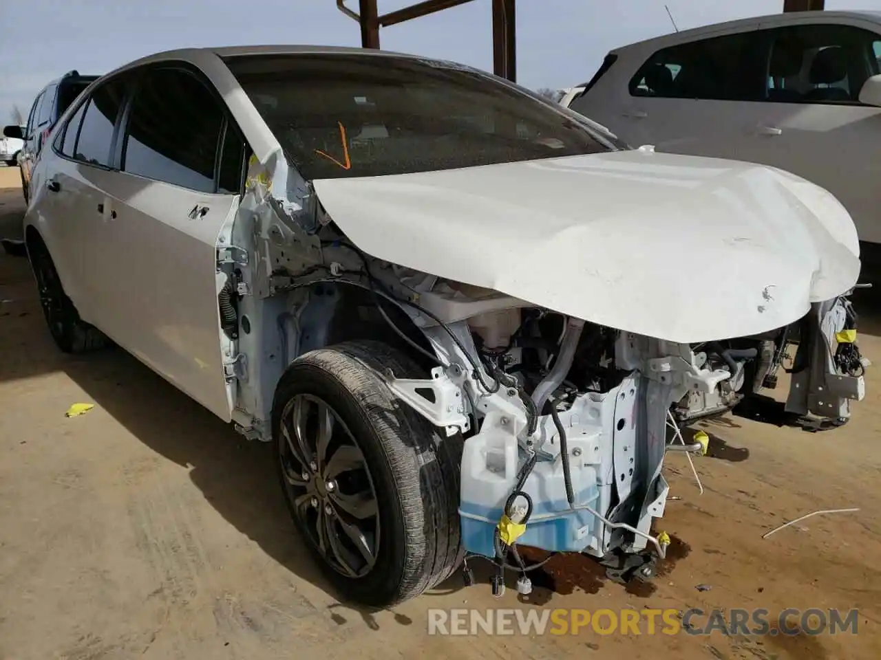 1 Photograph of a damaged car JTDEPRAE2LJ096597 TOYOTA COROLLA 2020