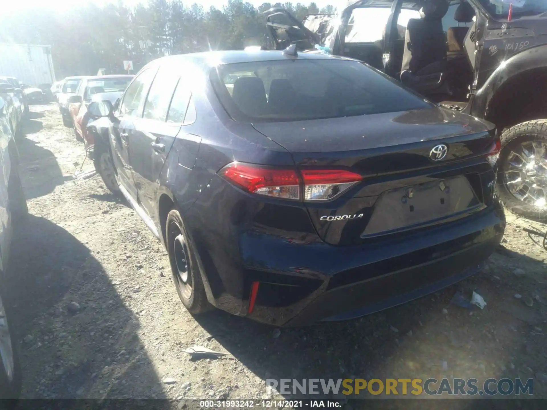 3 Photograph of a damaged car JTDEPRAE2LJ096924 TOYOTA COROLLA 2020