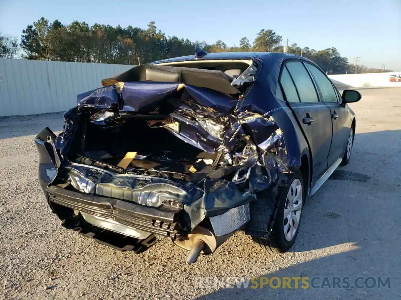 4 Photograph of a damaged car JTDEPRAE2LJ098236 TOYOTA COROLLA 2020