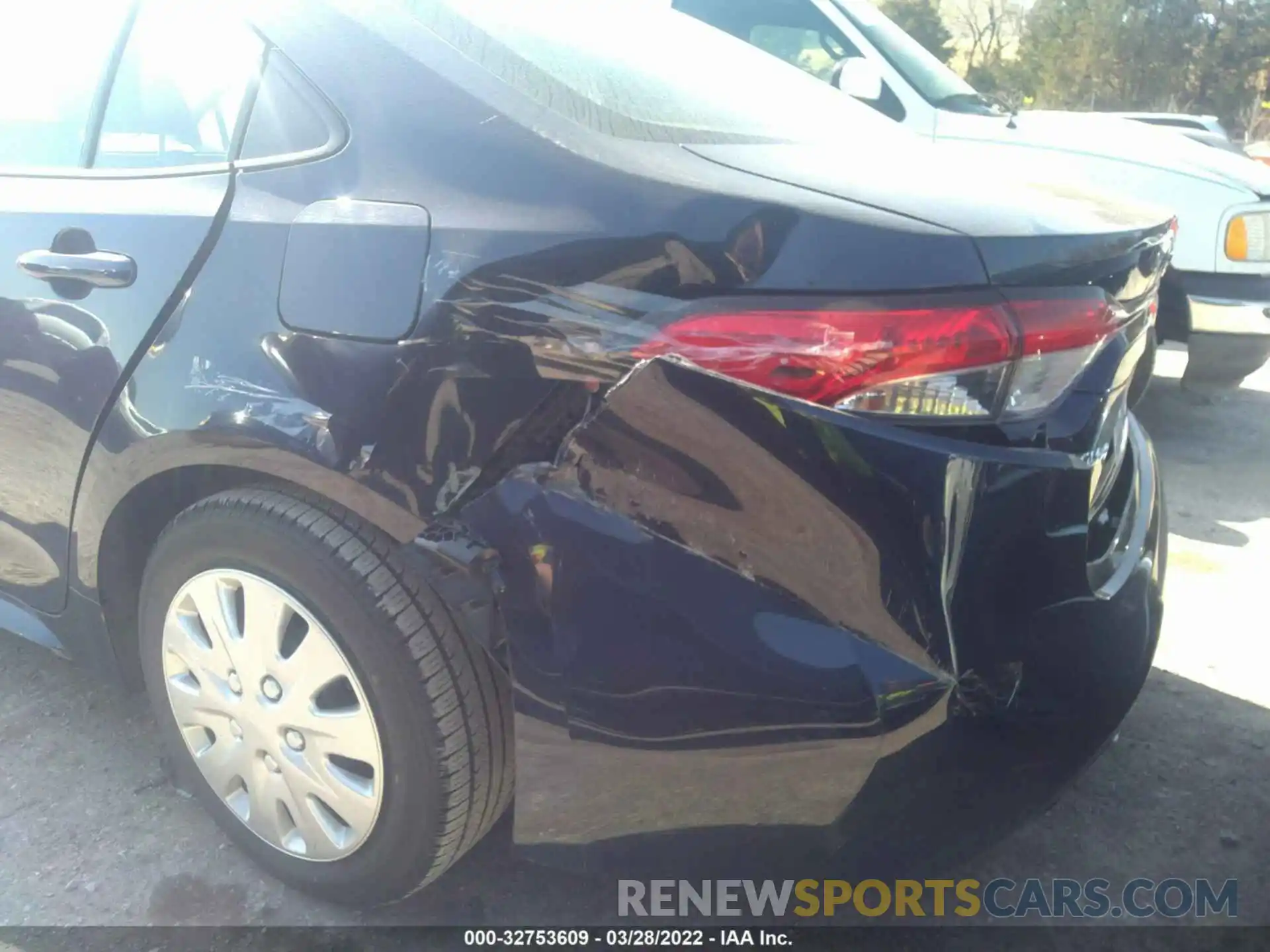 6 Photograph of a damaged car JTDEPRAE2LJ098396 TOYOTA COROLLA 2020