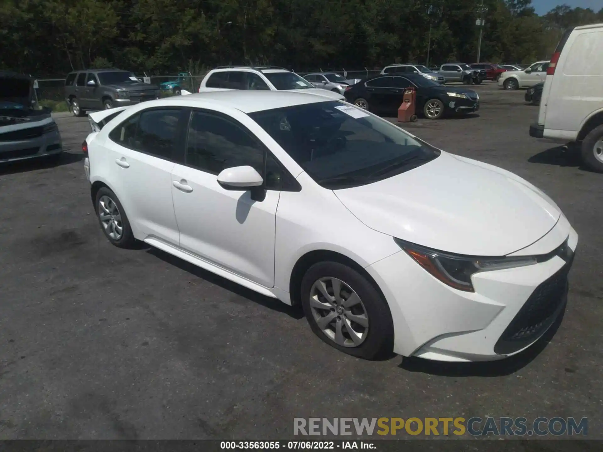 1 Photograph of a damaged car JTDEPRAE2LJ098768 TOYOTA COROLLA 2020