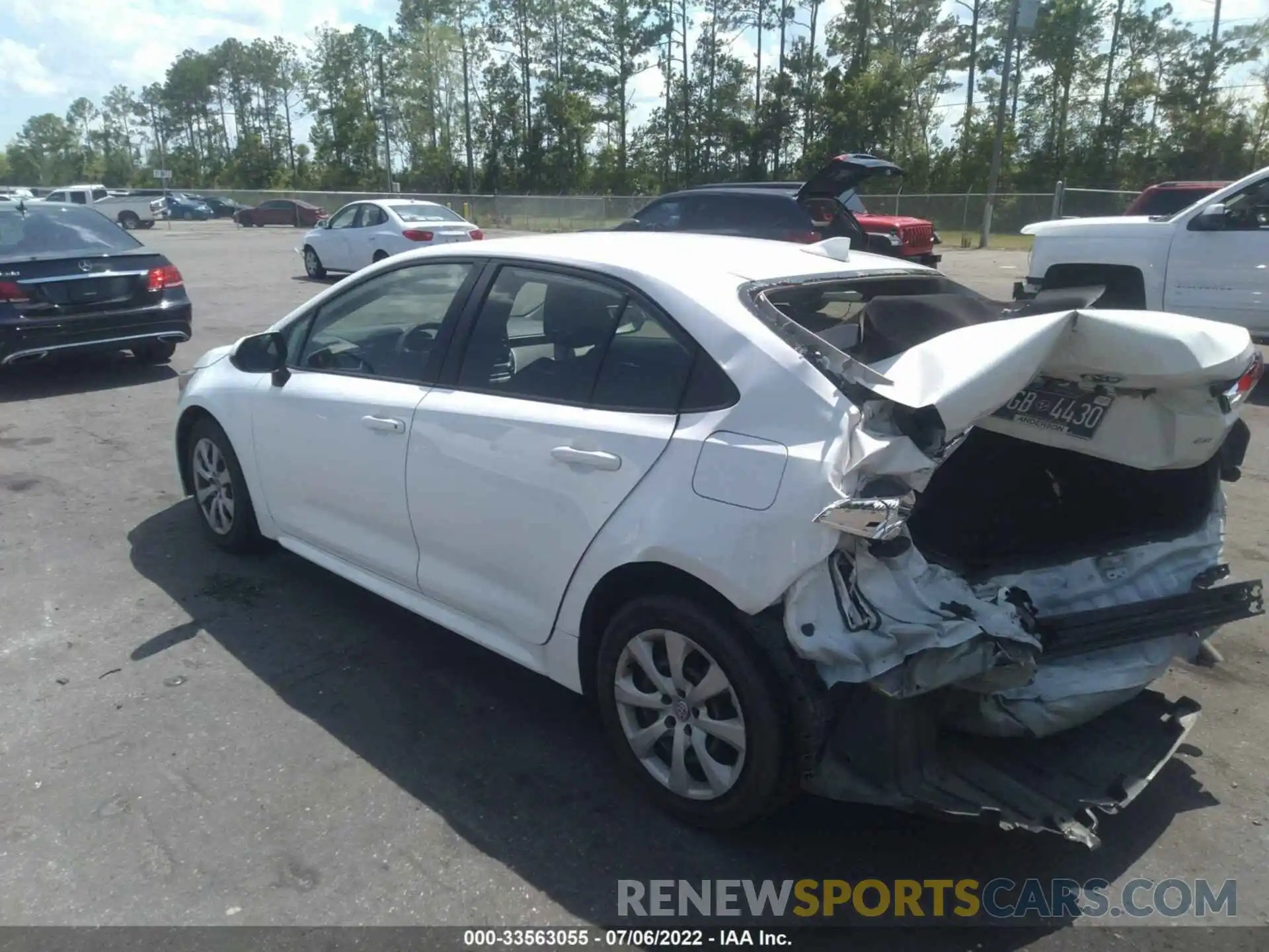 3 Photograph of a damaged car JTDEPRAE2LJ098768 TOYOTA COROLLA 2020