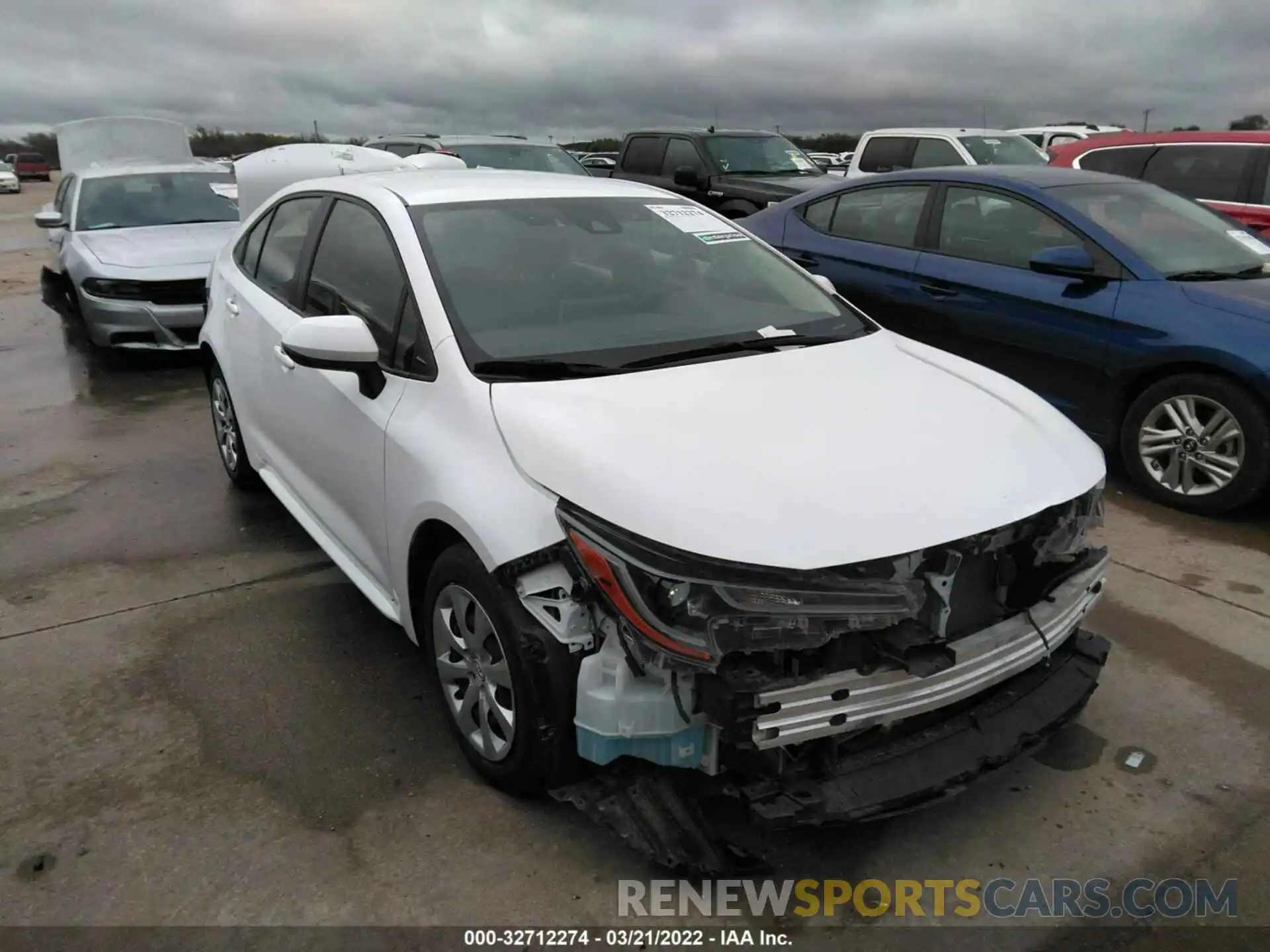 1 Photograph of a damaged car JTDEPRAE2LJ098804 TOYOTA COROLLA 2020