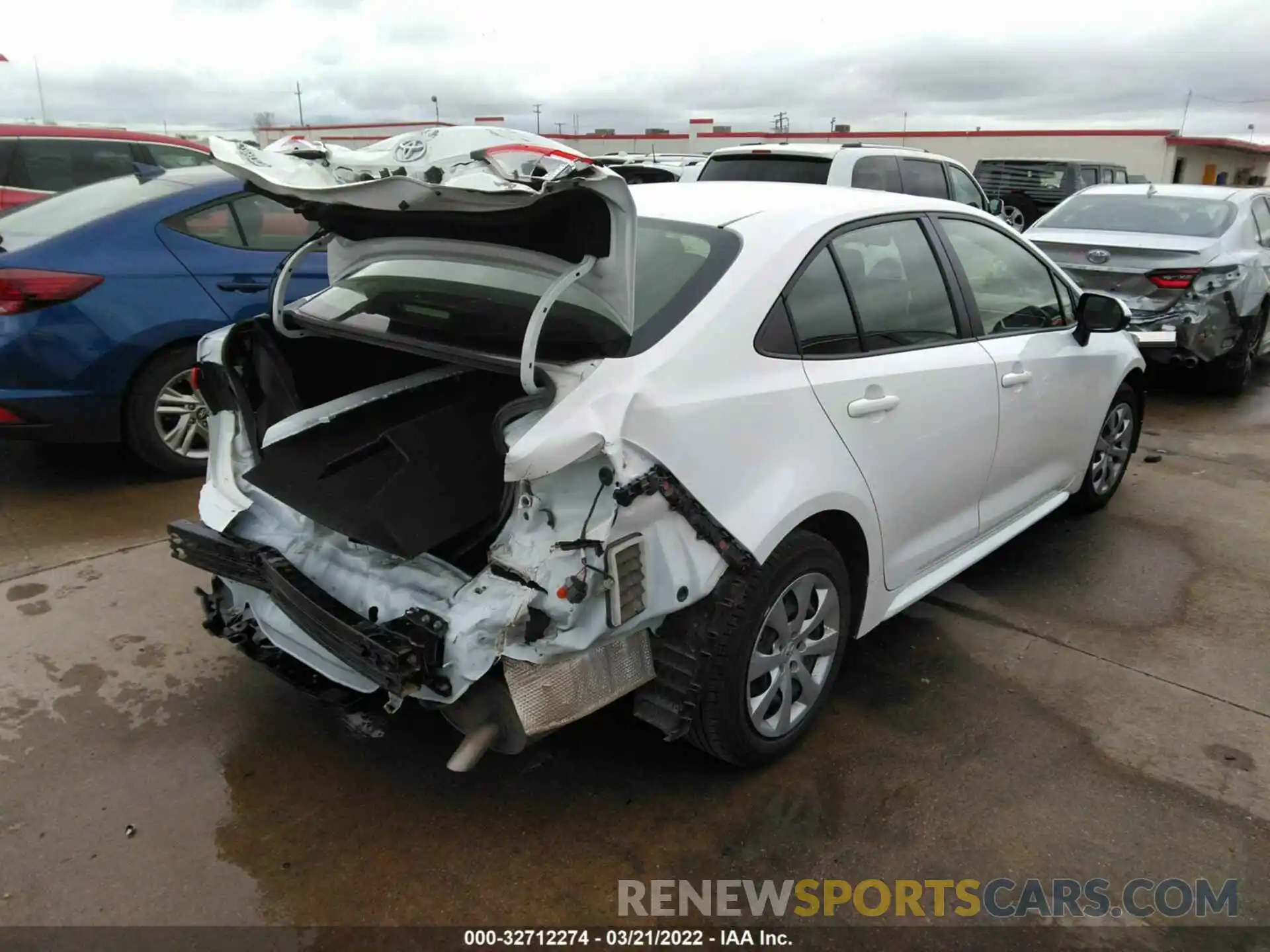 4 Photograph of a damaged car JTDEPRAE2LJ098804 TOYOTA COROLLA 2020