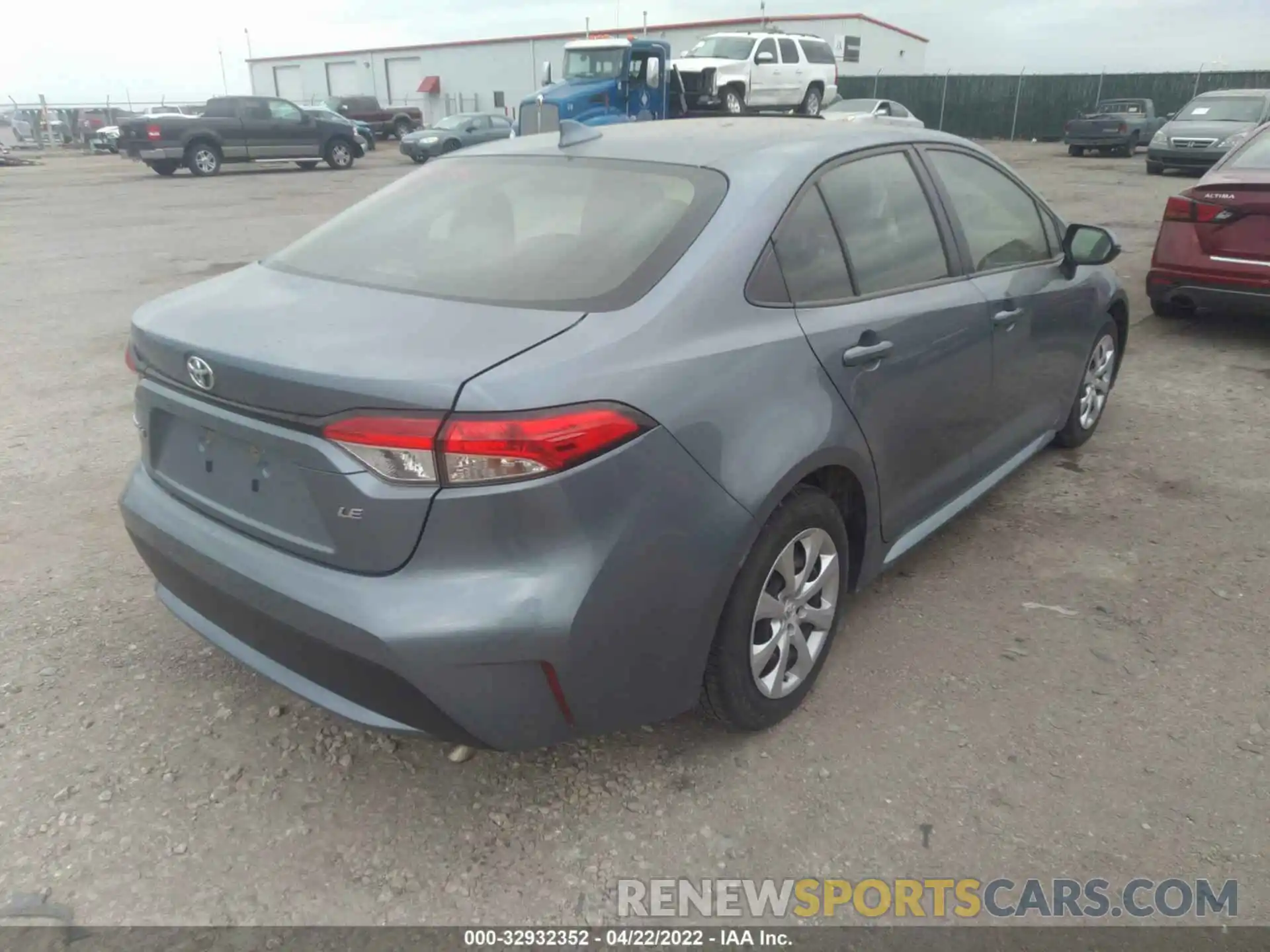 4 Photograph of a damaged car JTDEPRAE2LJ100017 TOYOTA COROLLA 2020