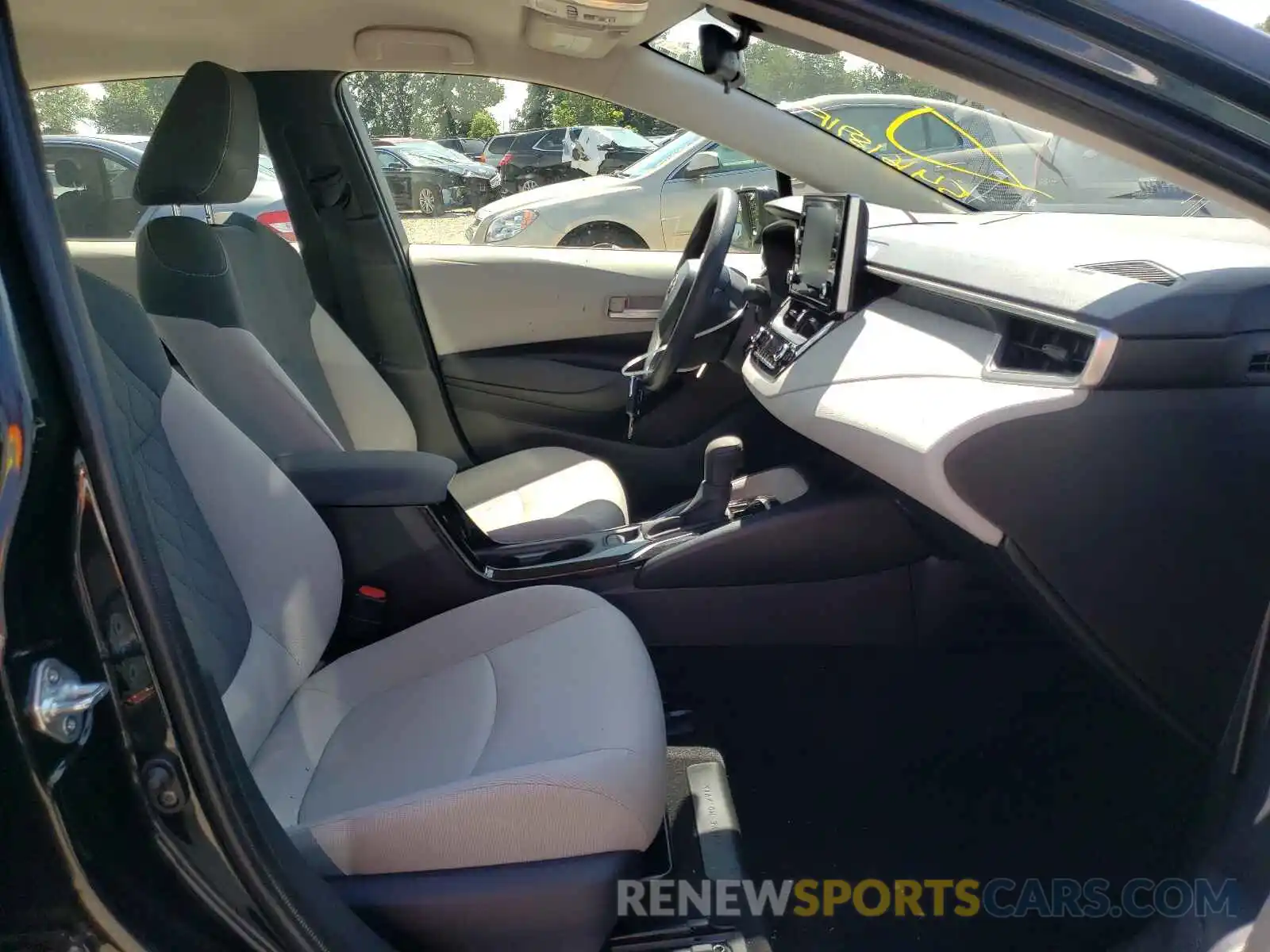 5 Photograph of a damaged car JTDEPRAE2LJ101281 TOYOTA COROLLA 2020