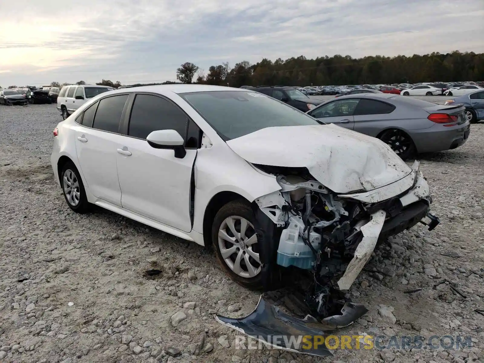 1 Photograph of a damaged car JTDEPRAE2LJ101894 TOYOTA COROLLA 2020