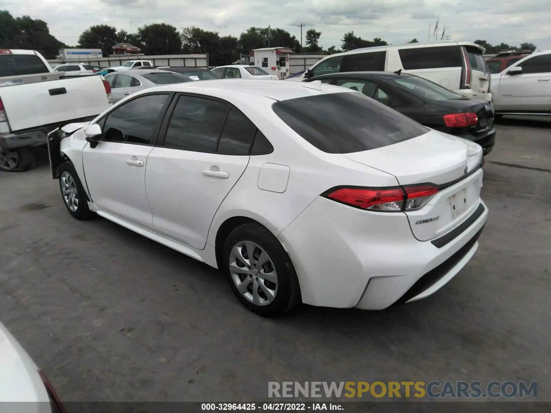 3 Photograph of a damaged car JTDEPRAE2LJ103001 TOYOTA COROLLA 2020