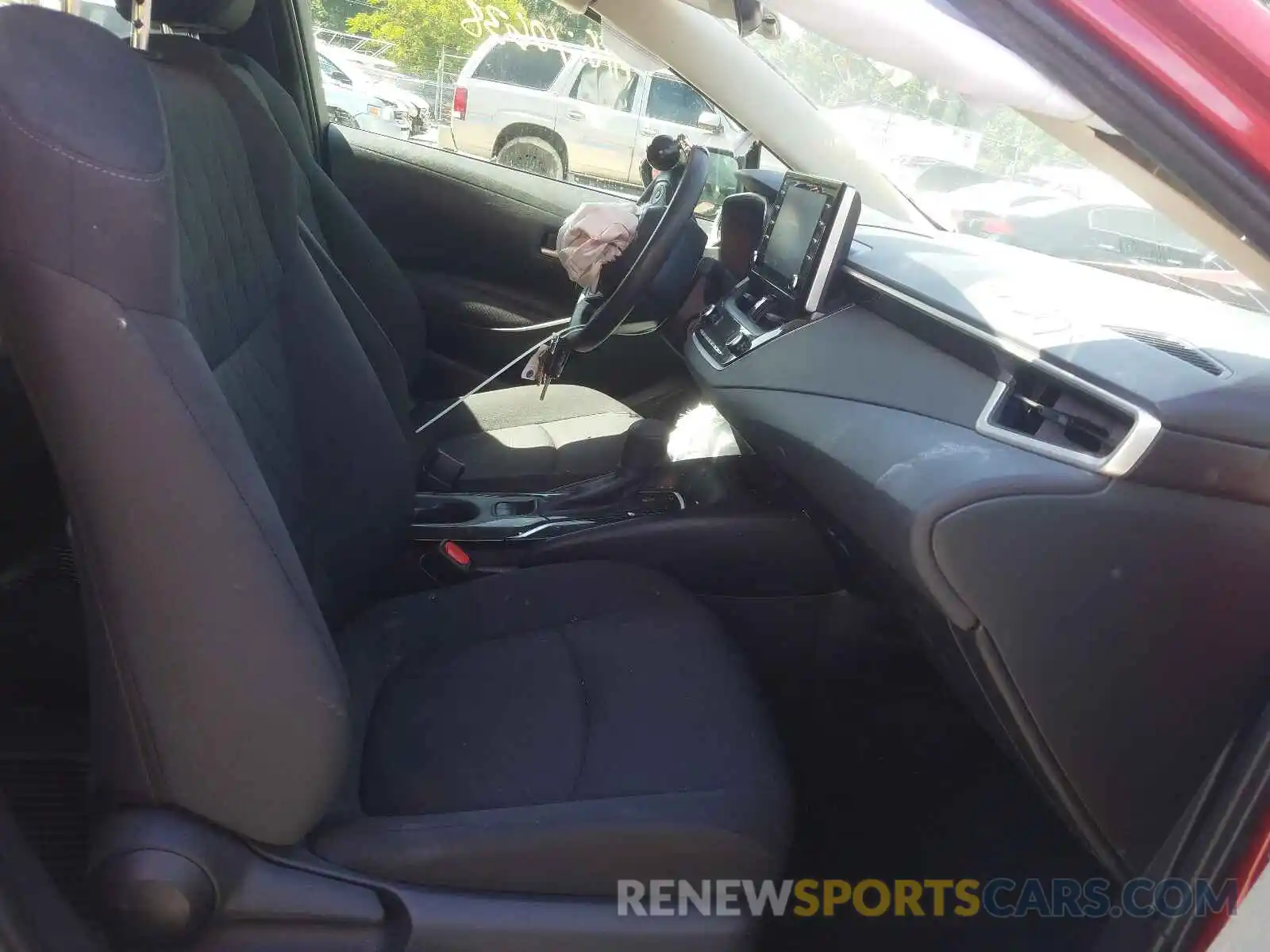 5 Photograph of a damaged car JTDEPRAE2LJ106464 TOYOTA COROLLA 2020