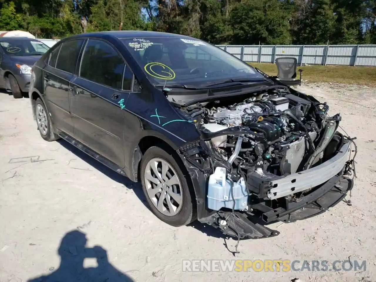 1 Photograph of a damaged car JTDEPRAE2LJ107324 TOYOTA COROLLA 2020