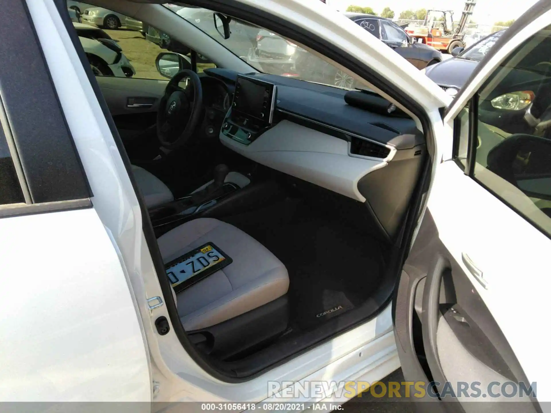 5 Photograph of a damaged car JTDEPRAE2LJ107517 TOYOTA COROLLA 2020