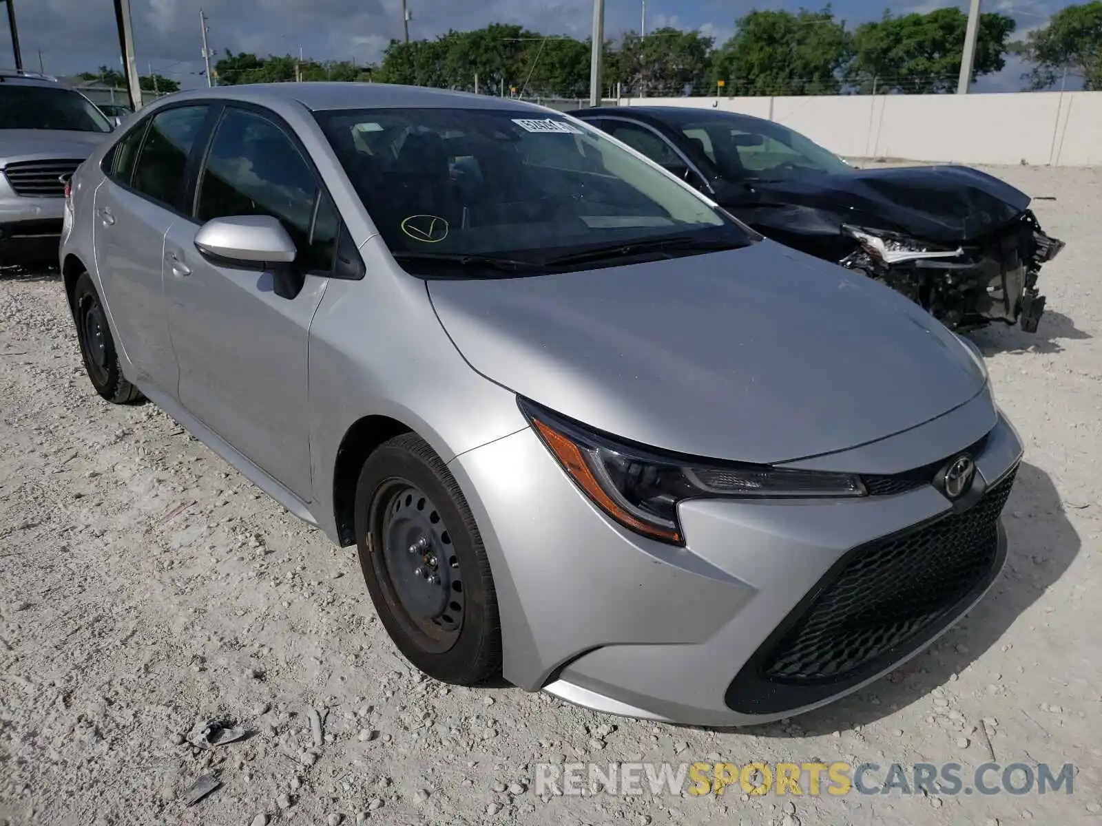 1 Photograph of a damaged car JTDEPRAE2LJ108070 TOYOTA COROLLA 2020