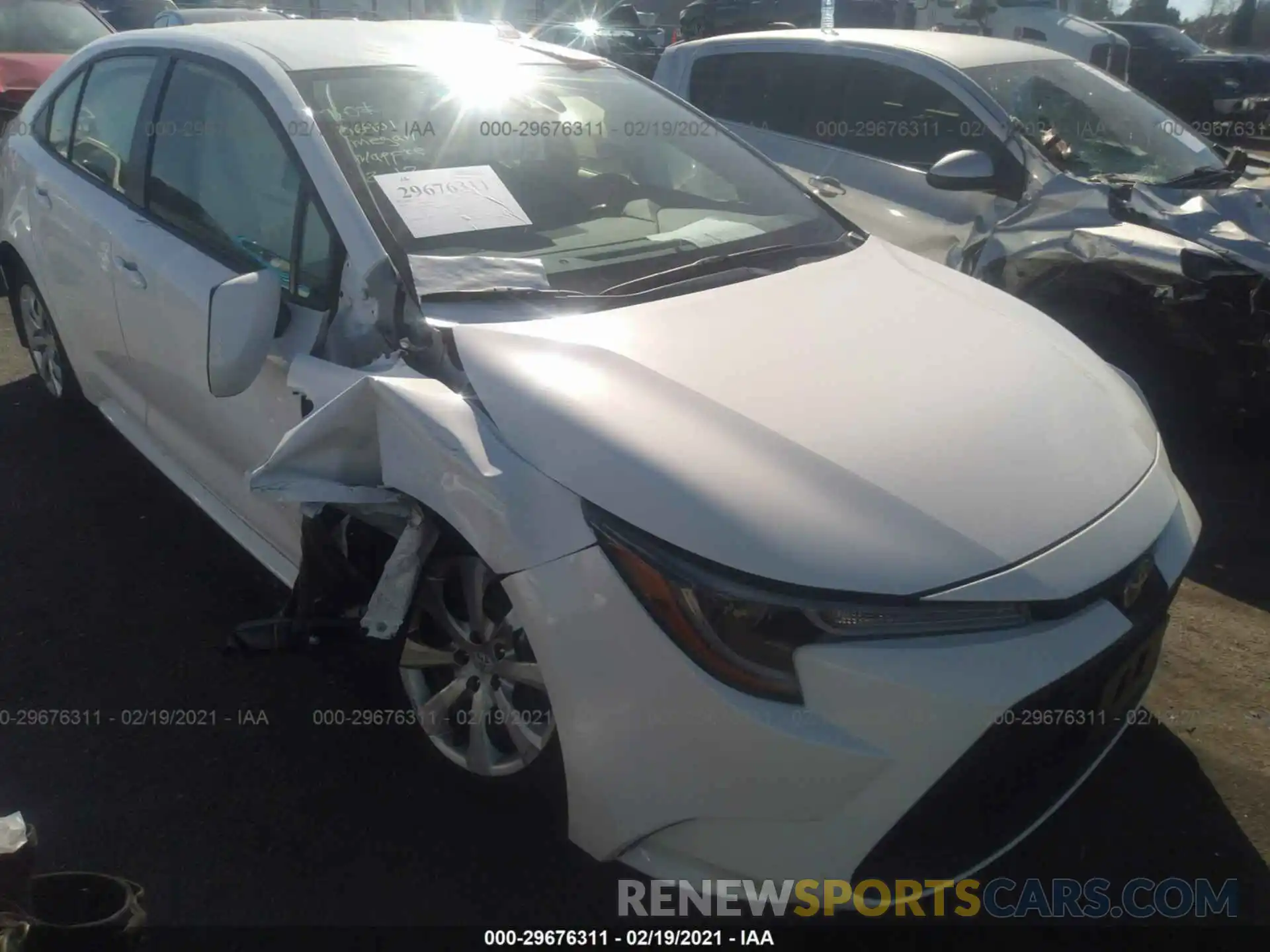 1 Photograph of a damaged car JTDEPRAE2LJ108313 TOYOTA COROLLA 2020