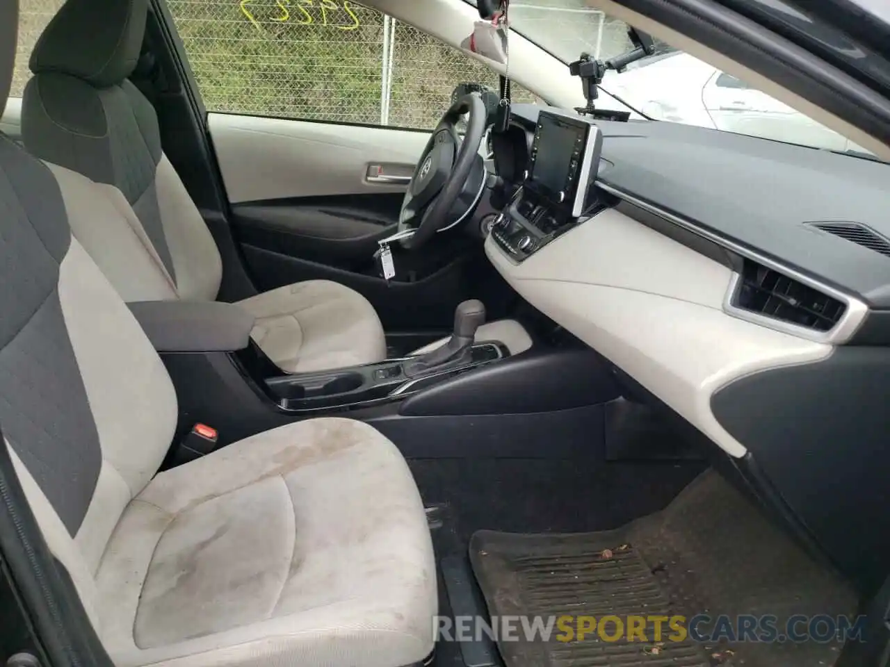 5 Photograph of a damaged car JTDEPRAE2LJ109008 TOYOTA COROLLA 2020