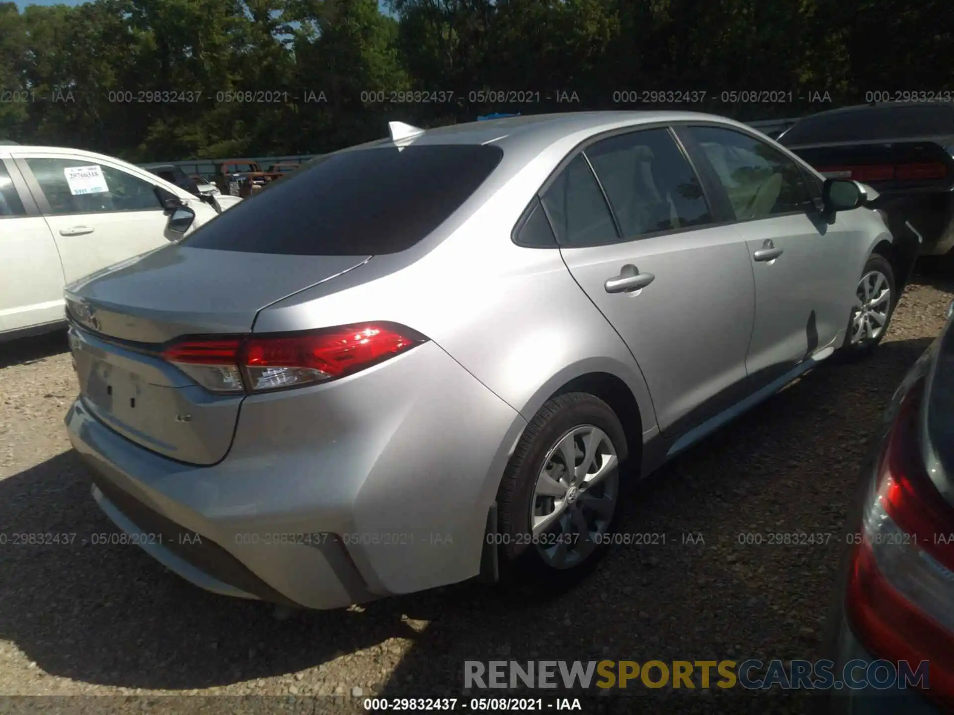 4 Photograph of a damaged car JTDEPRAE2LJ111776 TOYOTA COROLLA 2020