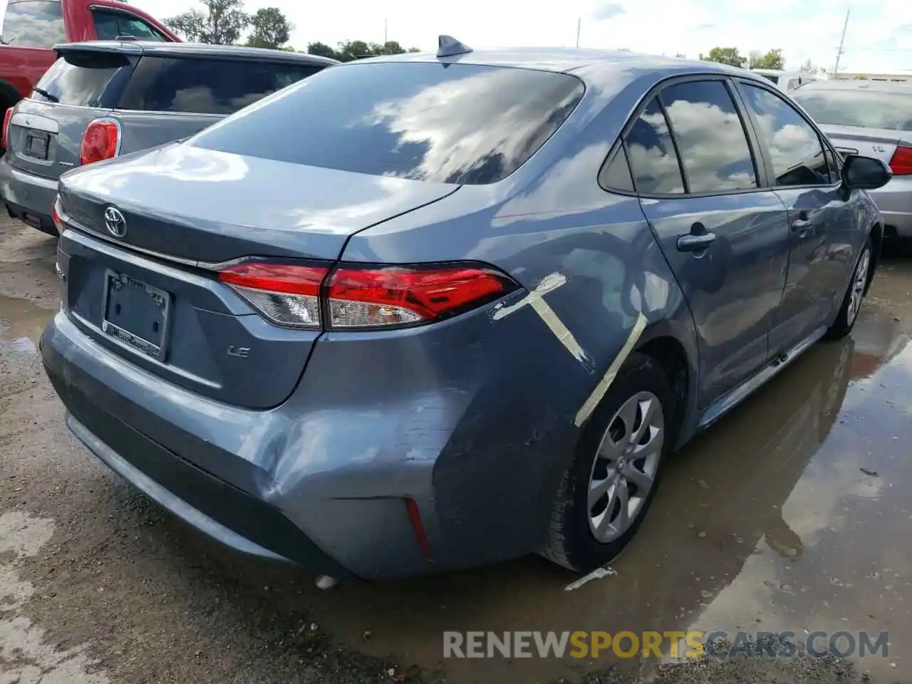 4 Photograph of a damaged car JTDEPRAE2LJ113012 TOYOTA COROLLA 2020