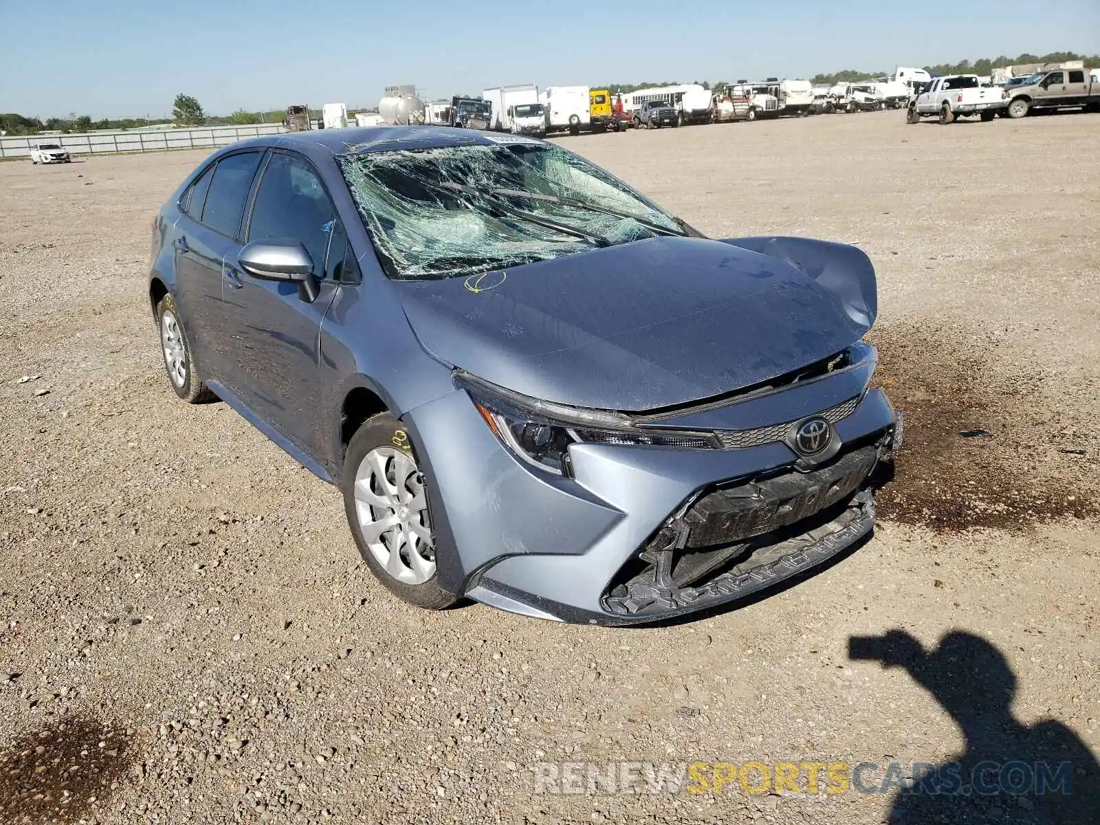 1 Photograph of a damaged car JTDEPRAE2LJ113155 TOYOTA COROLLA 2020