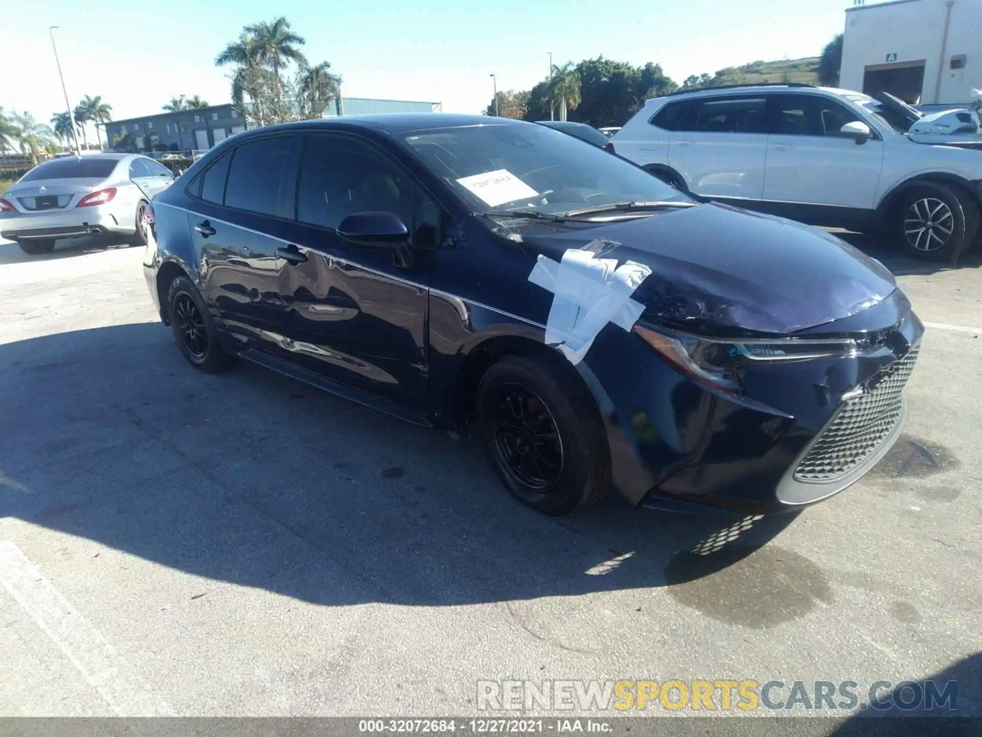 1 Photograph of a damaged car JTDEPRAE2LJ113902 TOYOTA COROLLA 2020