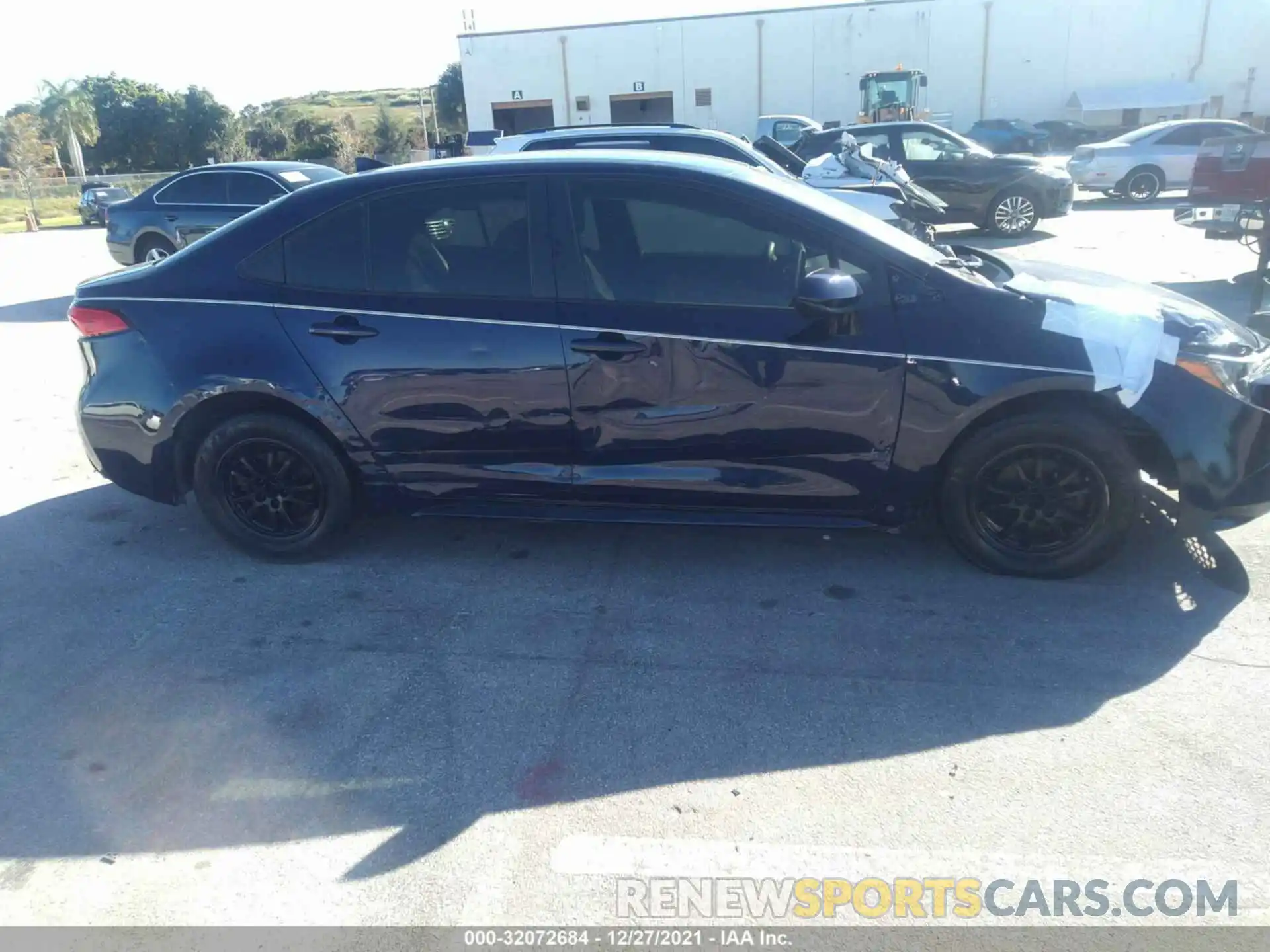 6 Photograph of a damaged car JTDEPRAE2LJ113902 TOYOTA COROLLA 2020