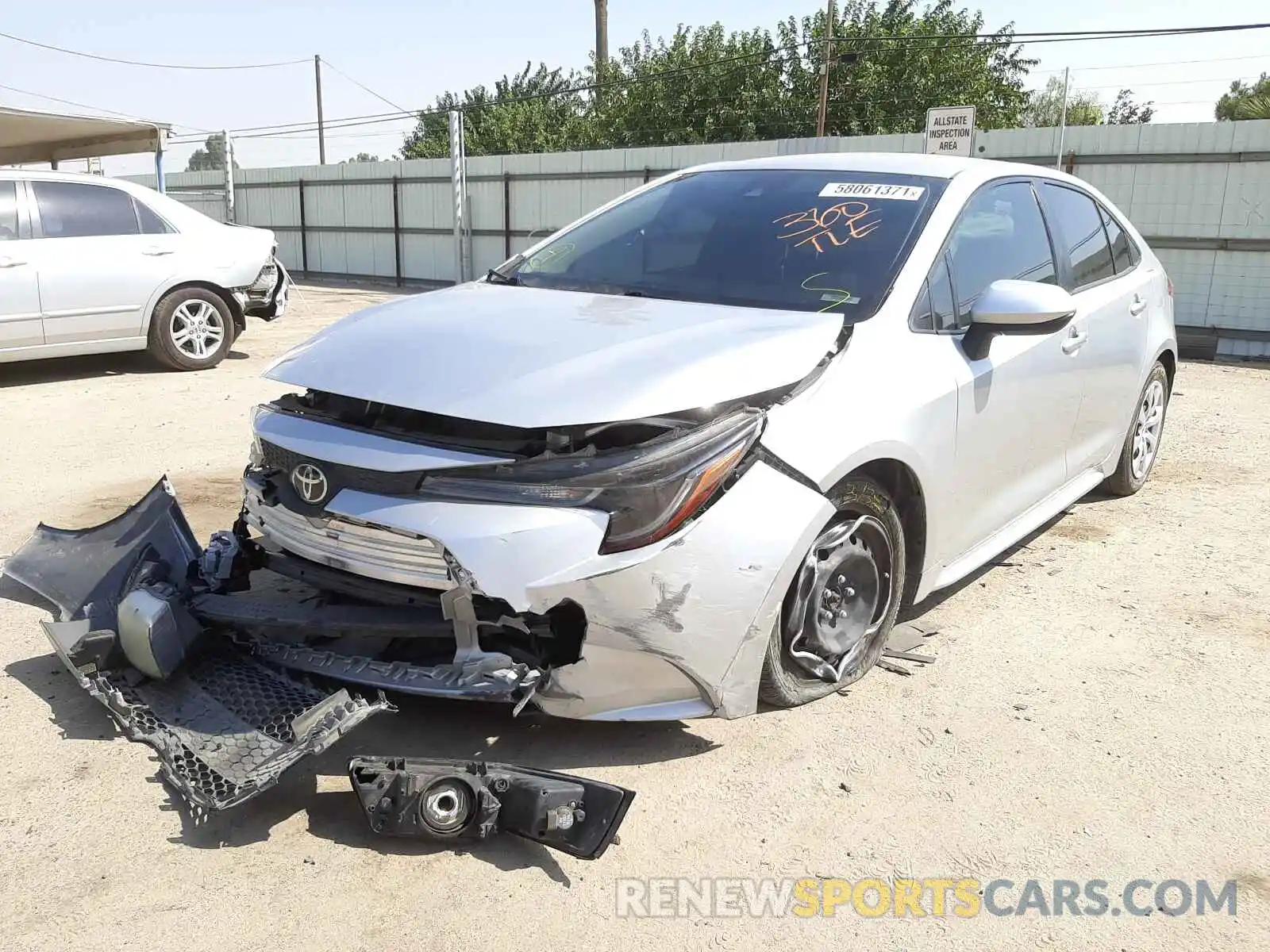 2 Photograph of a damaged car JTDEPRAE3LJ002985 TOYOTA COROLLA 2020