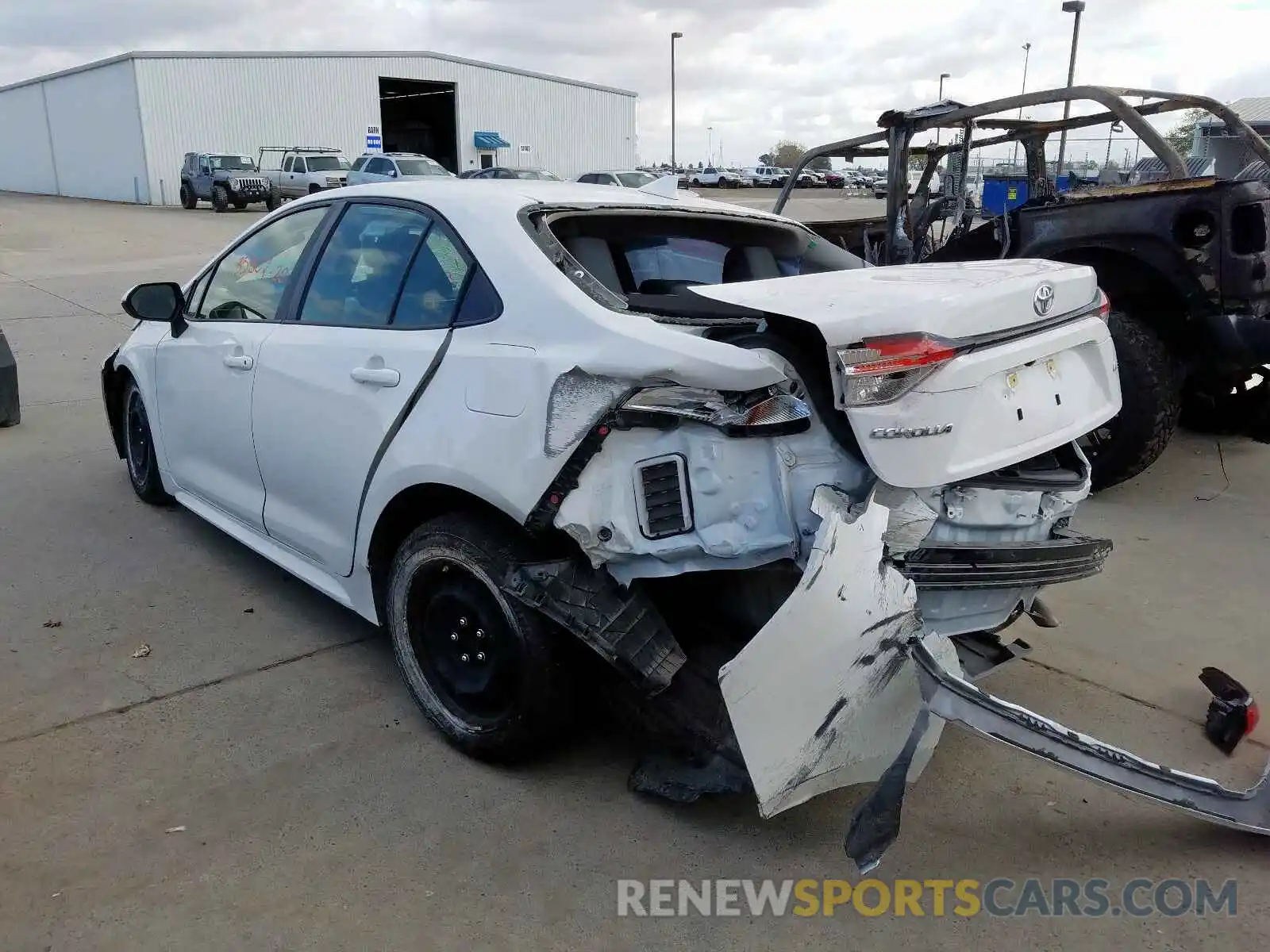 3 Photograph of a damaged car JTDEPRAE3LJ003148 TOYOTA COROLLA 2020