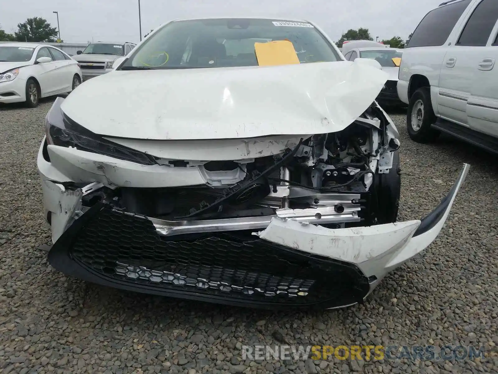 9 Photograph of a damaged car JTDEPRAE3LJ005160 TOYOTA COROLLA 2020