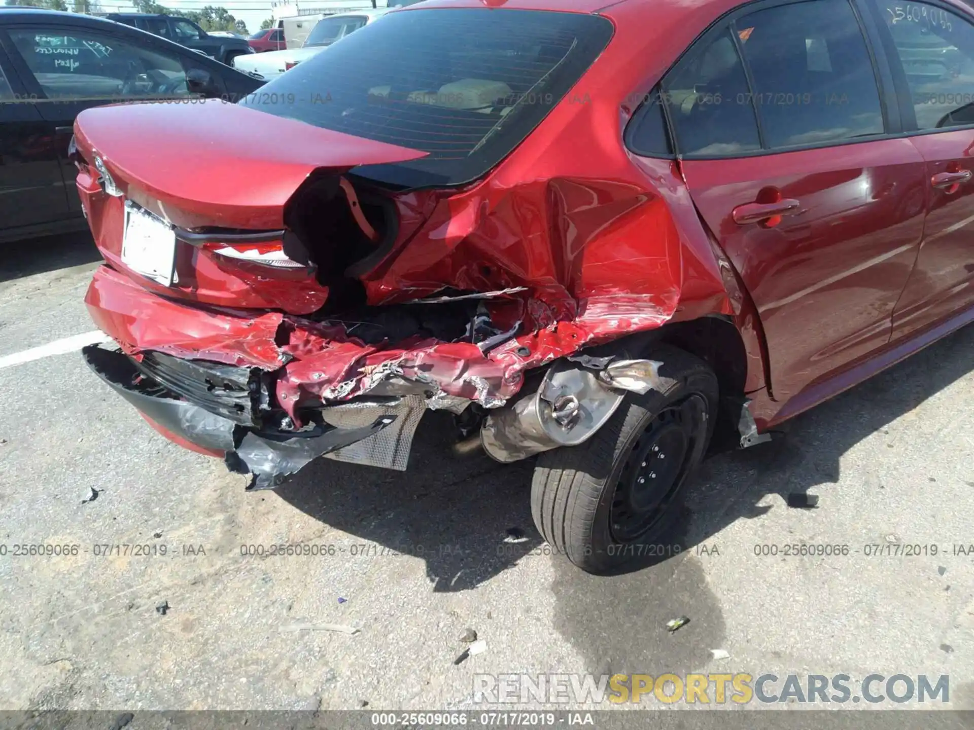 6 Photograph of a damaged car JTDEPRAE3LJ005868 TOYOTA COROLLA 2020