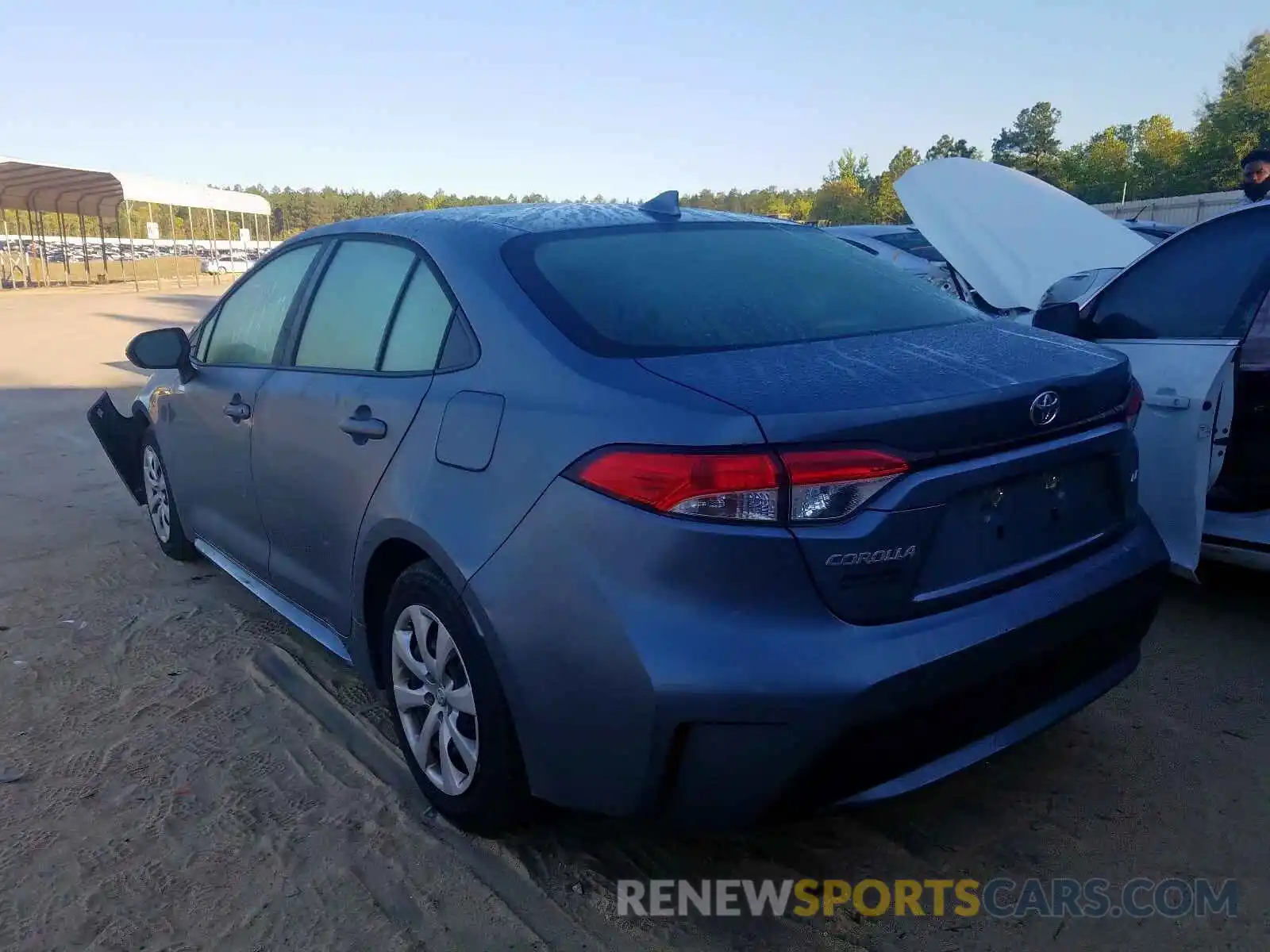 3 Photograph of a damaged car JTDEPRAE3LJ007331 TOYOTA COROLLA 2020