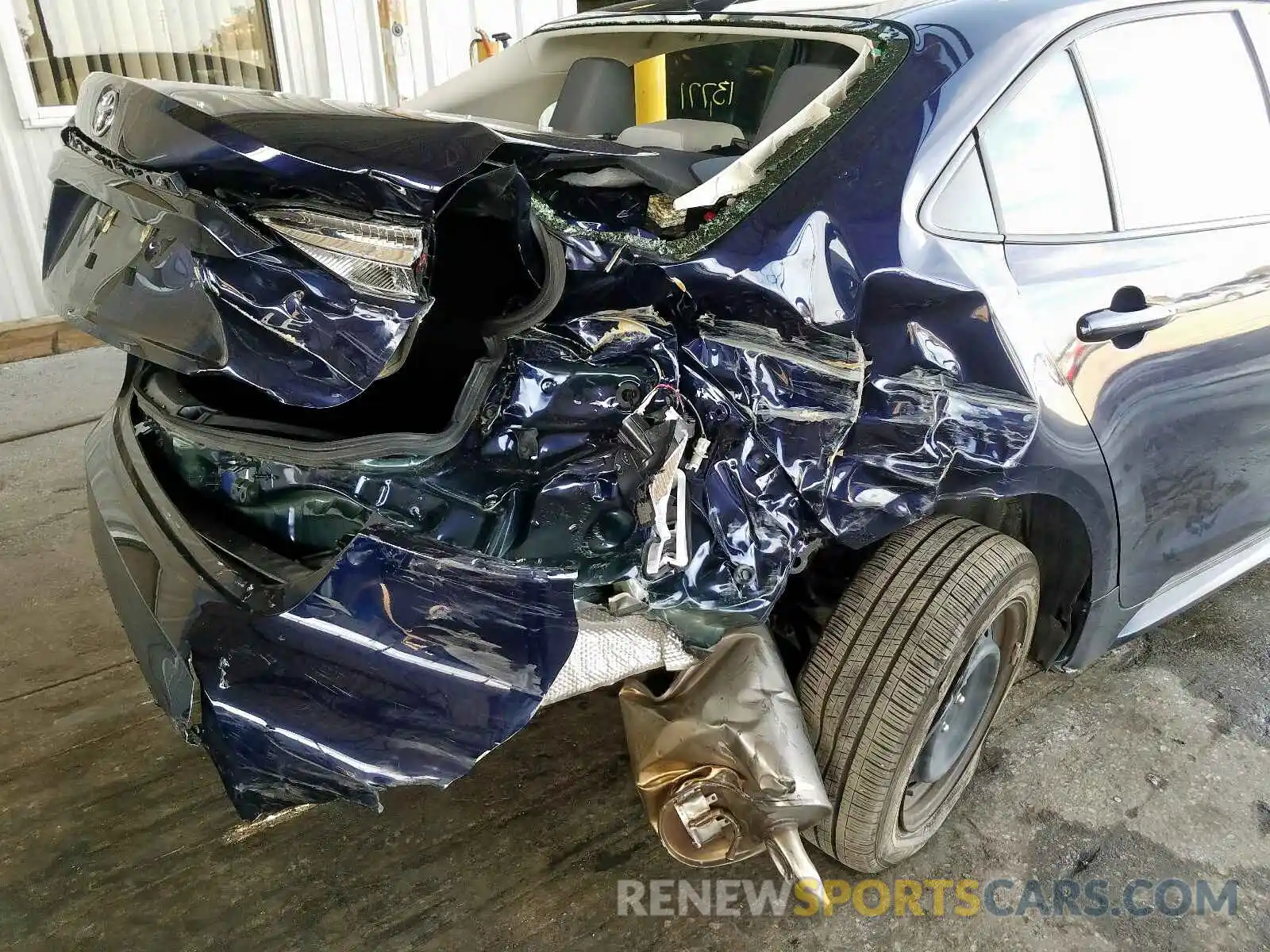 9 Photograph of a damaged car JTDEPRAE3LJ008950 TOYOTA COROLLA 2020