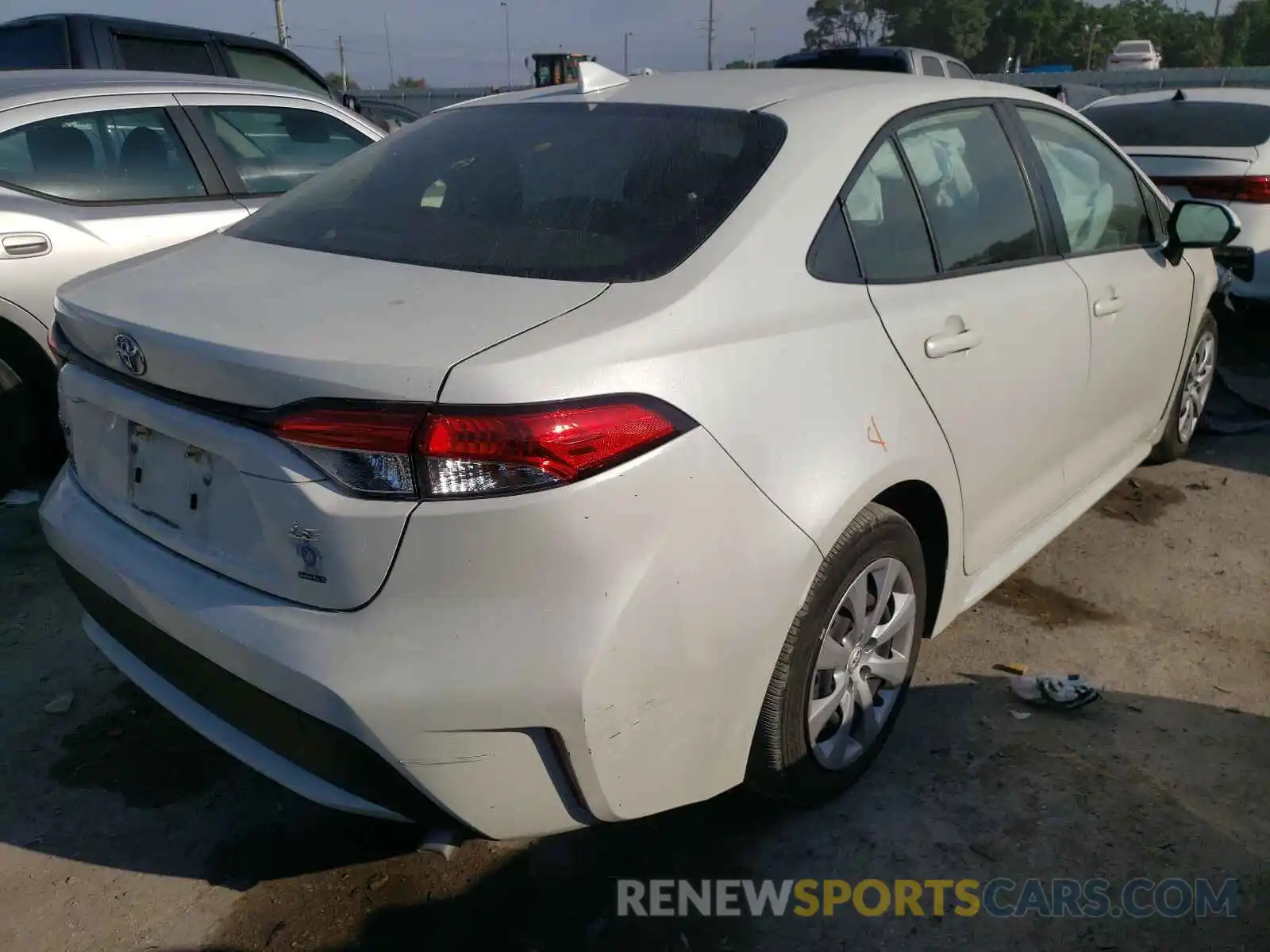 4 Photograph of a damaged car JTDEPRAE3LJ016689 TOYOTA COROLLA 2020