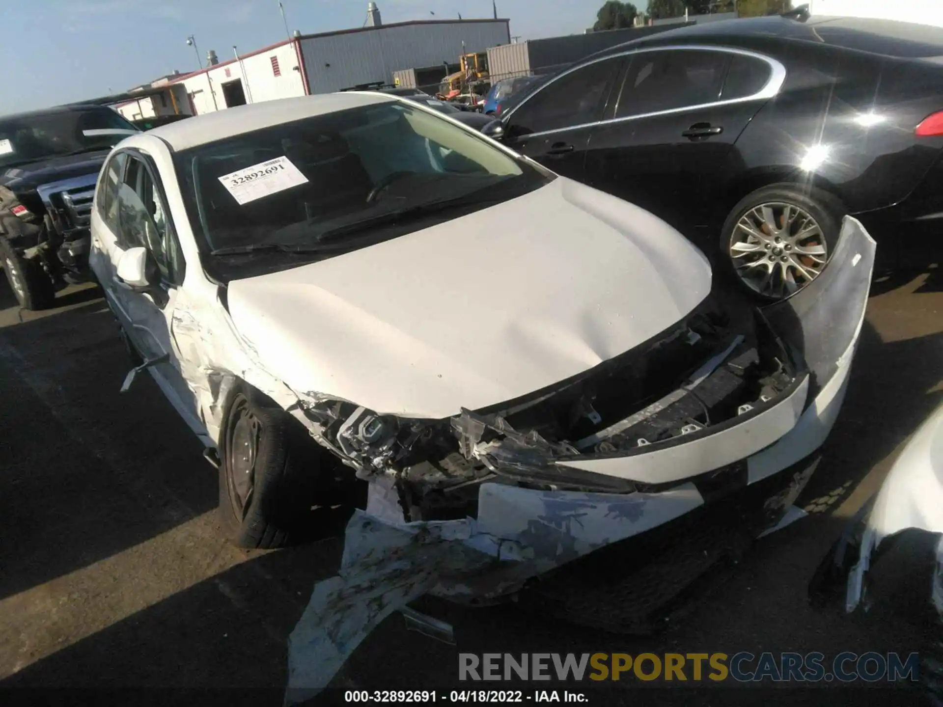 1 Photograph of a damaged car JTDEPRAE3LJ016904 TOYOTA COROLLA 2020