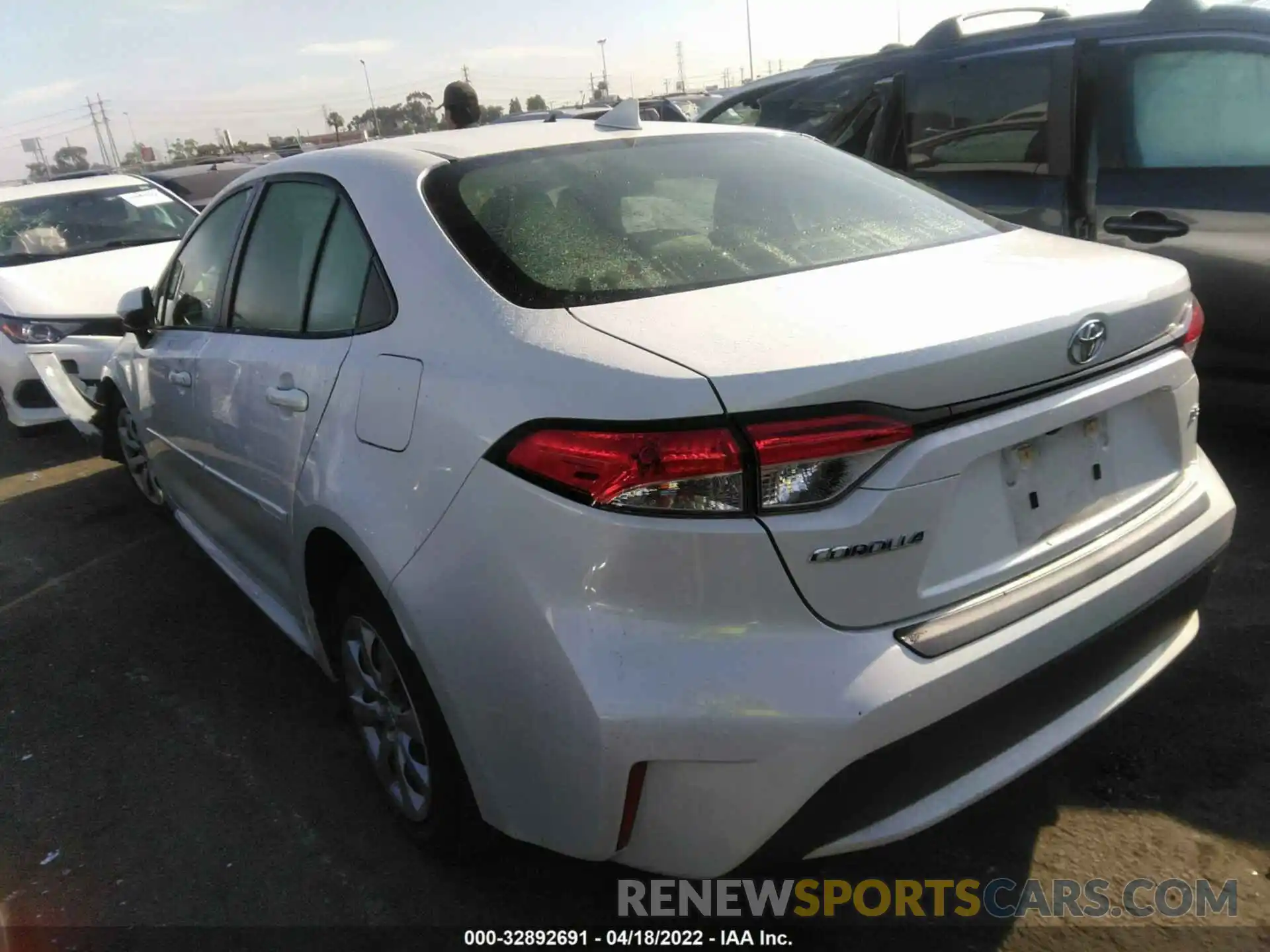 3 Photograph of a damaged car JTDEPRAE3LJ016904 TOYOTA COROLLA 2020