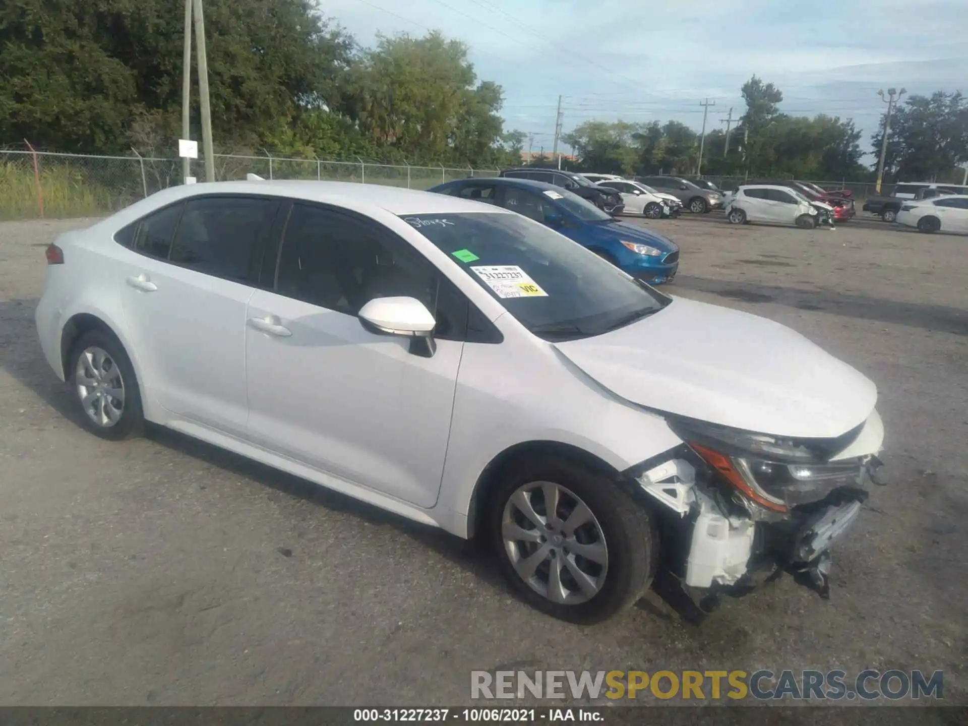 1 Photograph of a damaged car JTDEPRAE3LJ018524 TOYOTA COROLLA 2020