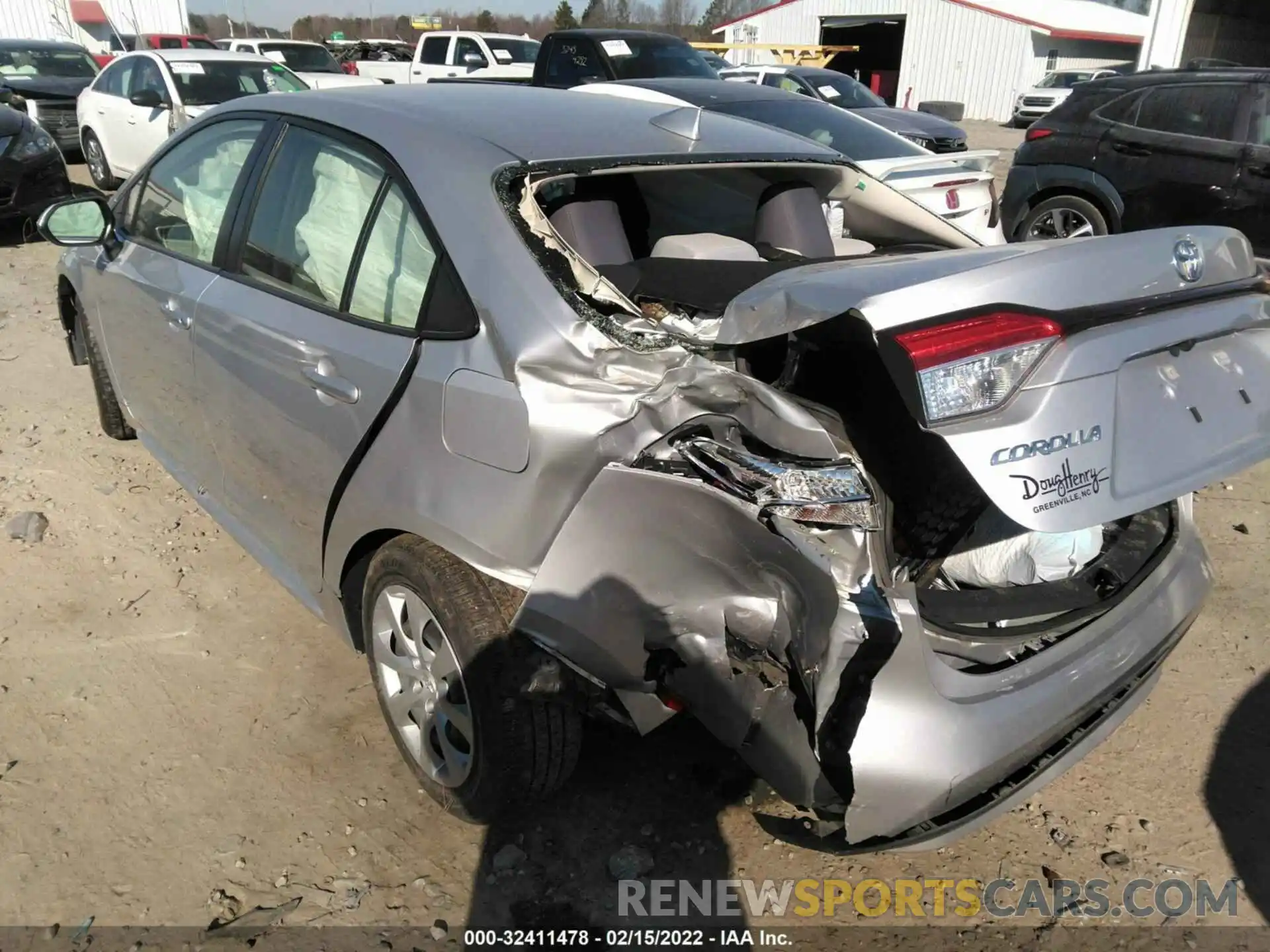 3 Photograph of a damaged car JTDEPRAE3LJ019009 TOYOTA COROLLA 2020