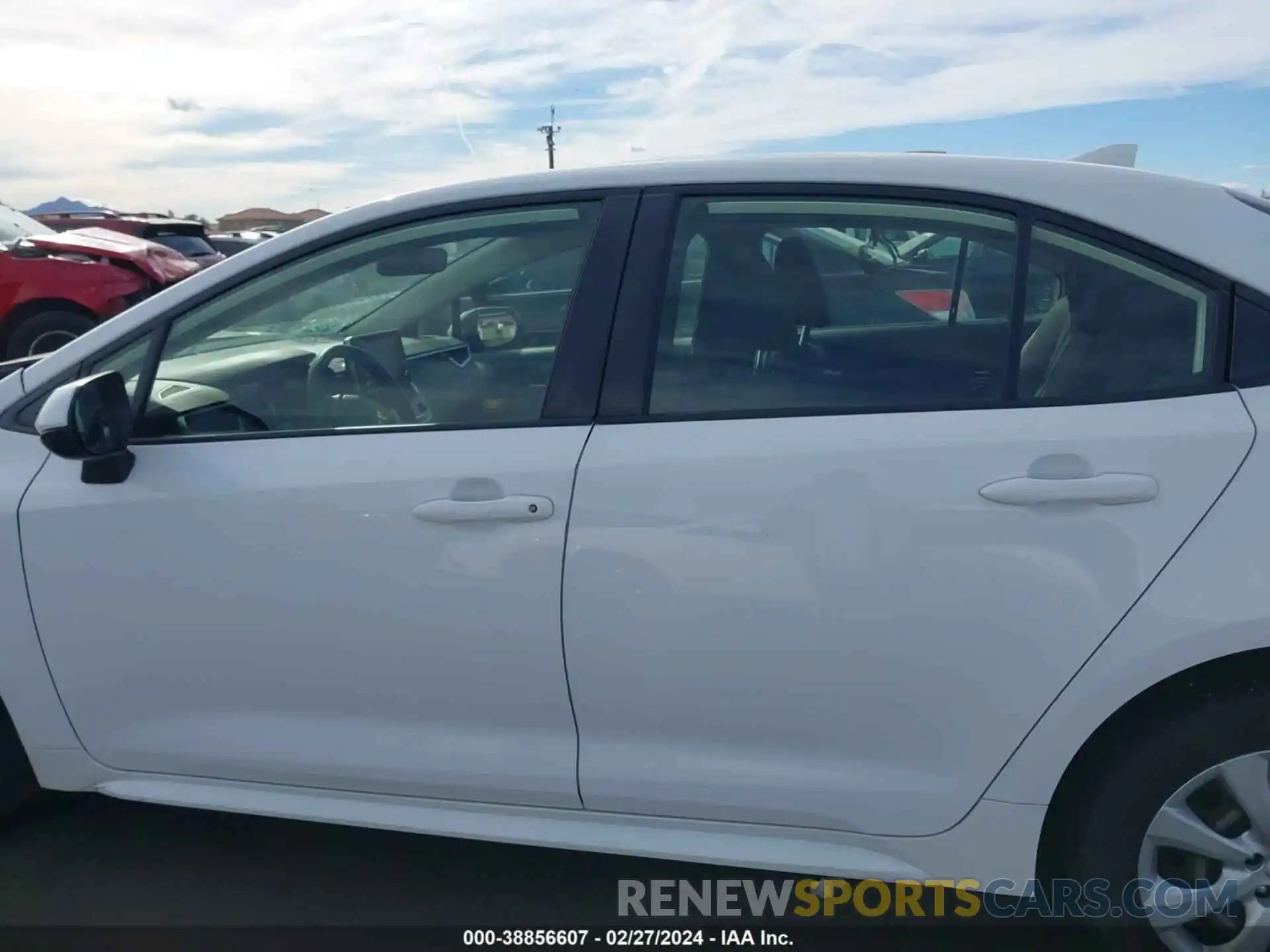 14 Photograph of a damaged car JTDEPRAE3LJ019091 TOYOTA COROLLA 2020