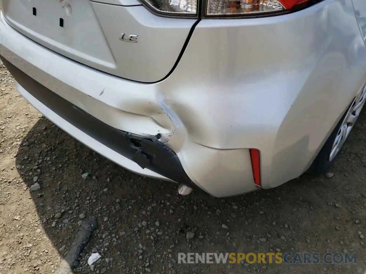 9 Photograph of a damaged car JTDEPRAE3LJ019379 TOYOTA COROLLA 2020